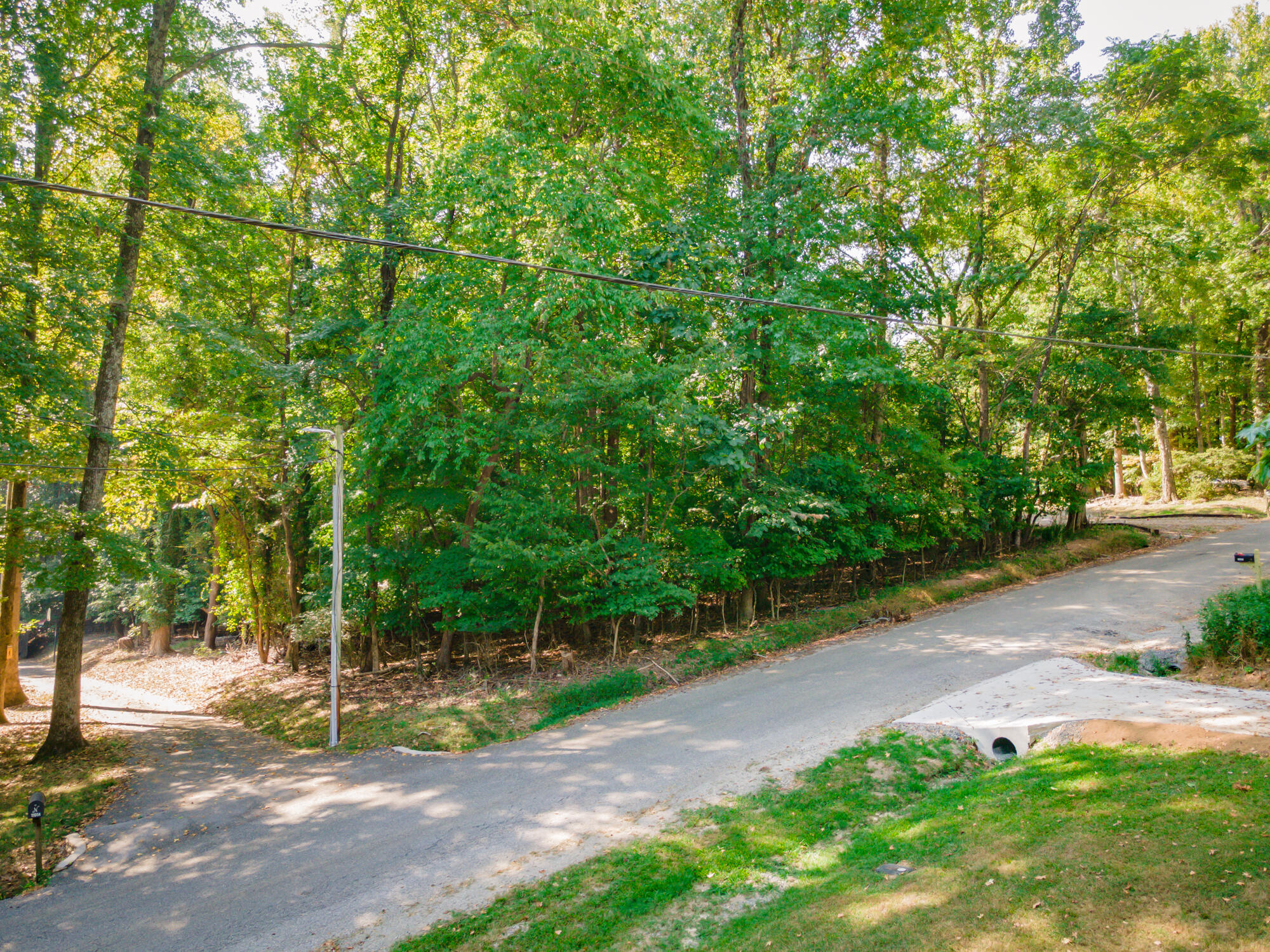 11912 Crestwood Trail