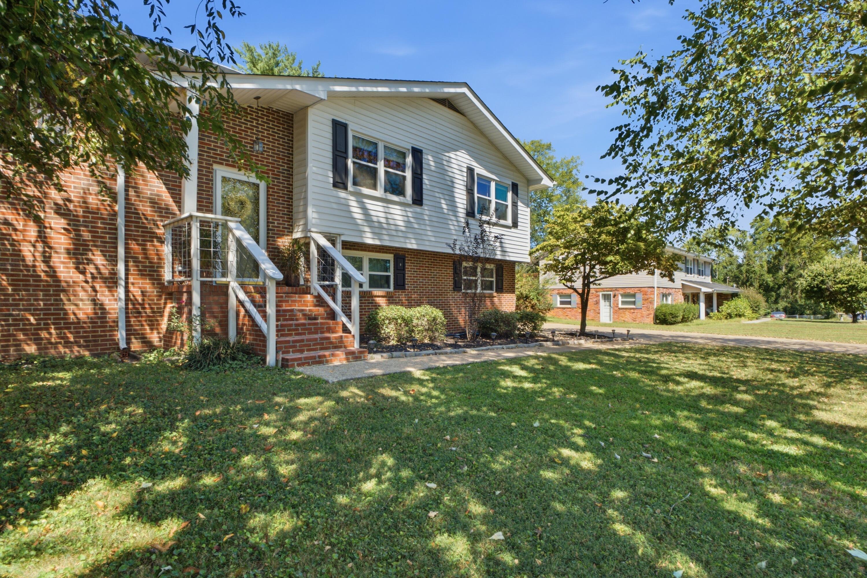 97 Edgewood Circle