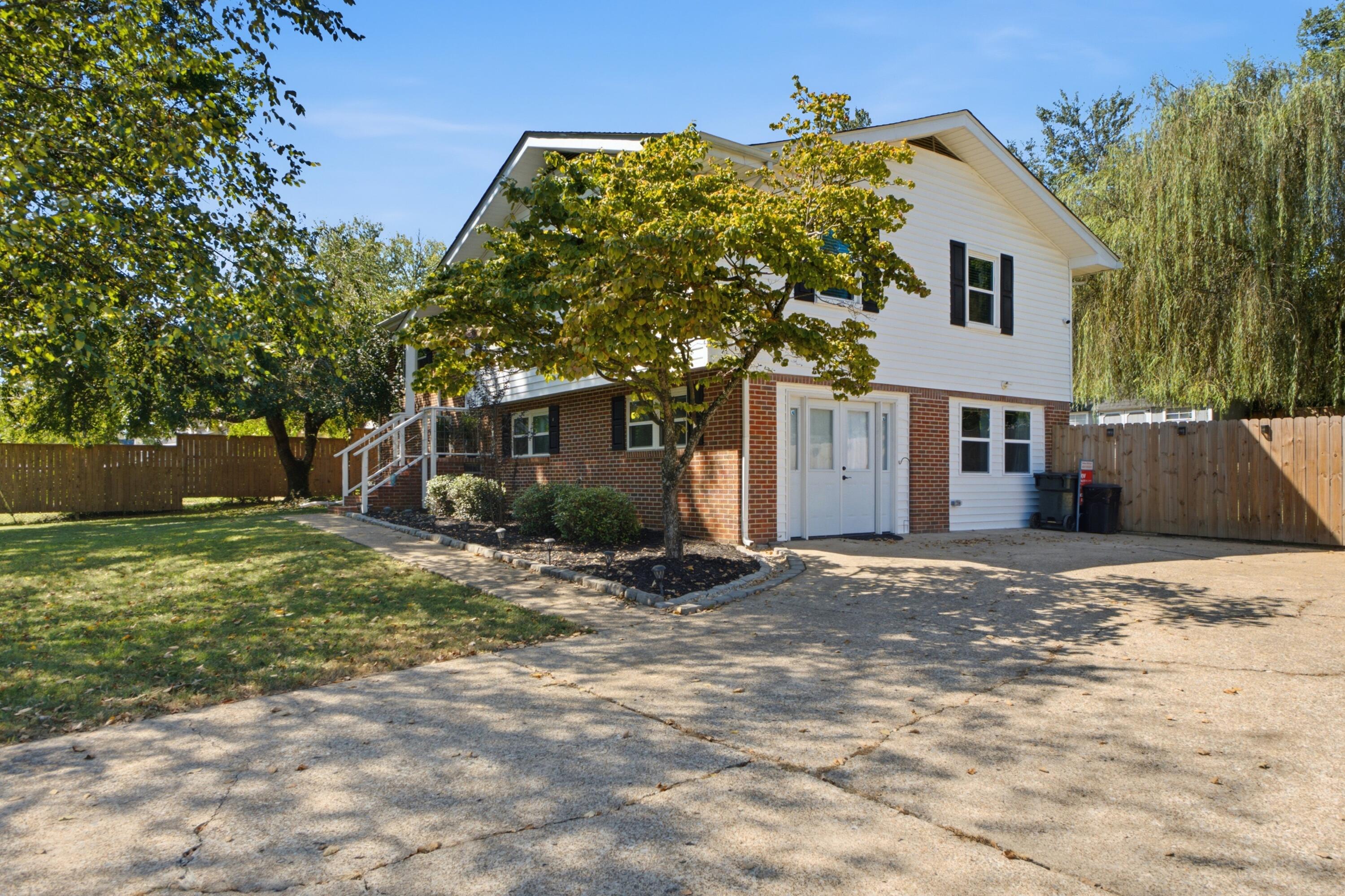 97 Edgewood Circle