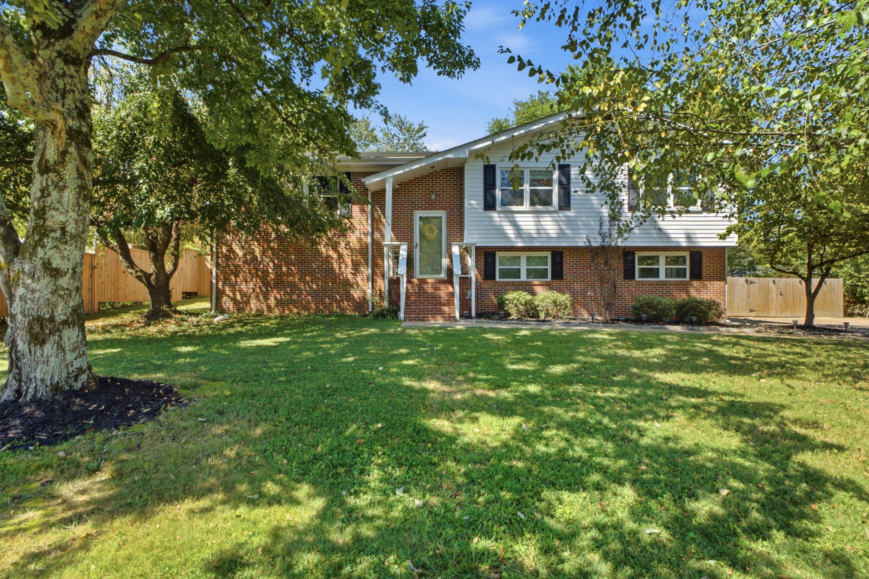 97 Edgewood Circle
