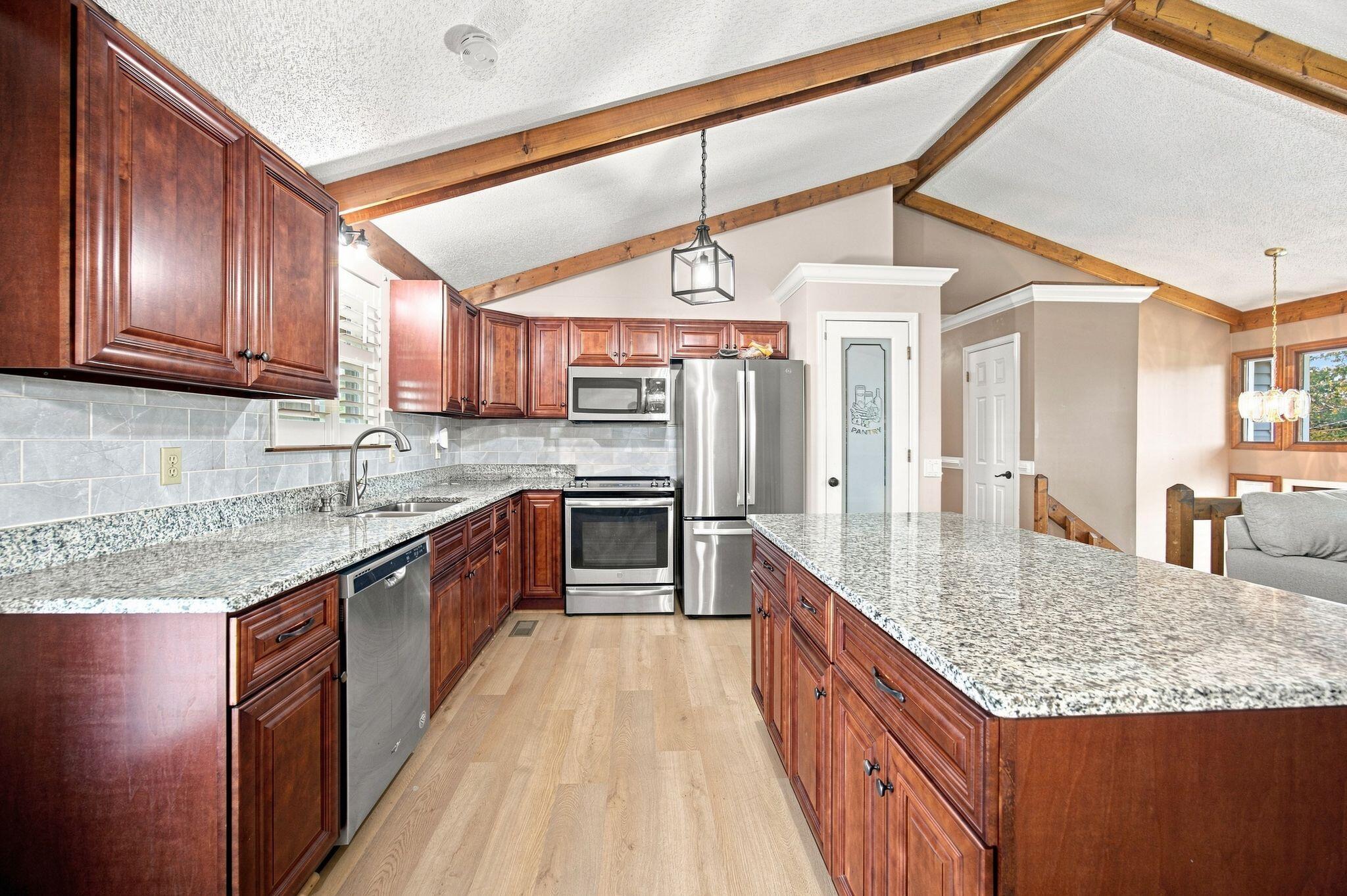 2825 Hidden Trail Lane