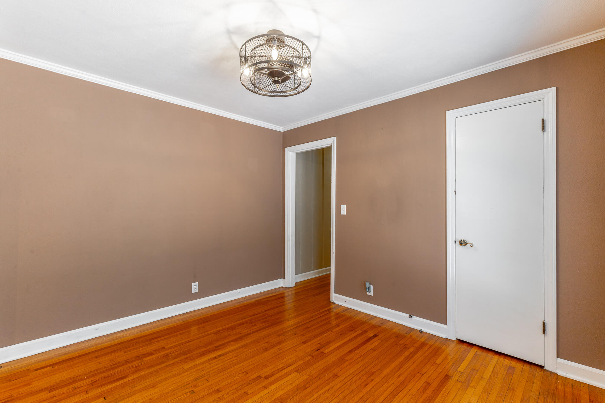 3601 Glendon Drive