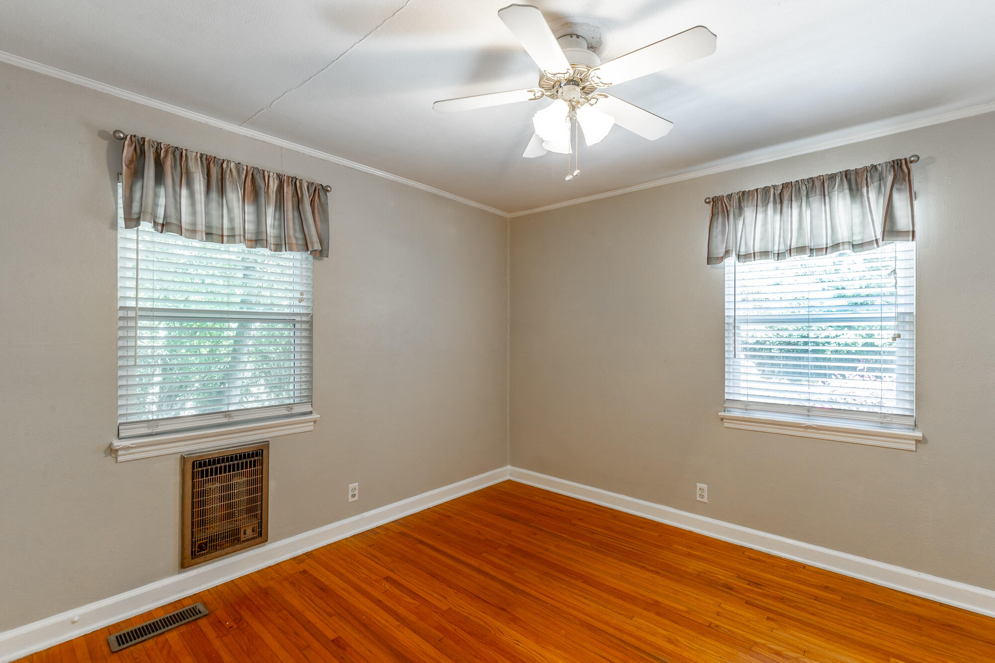 3601 Glendon Drive