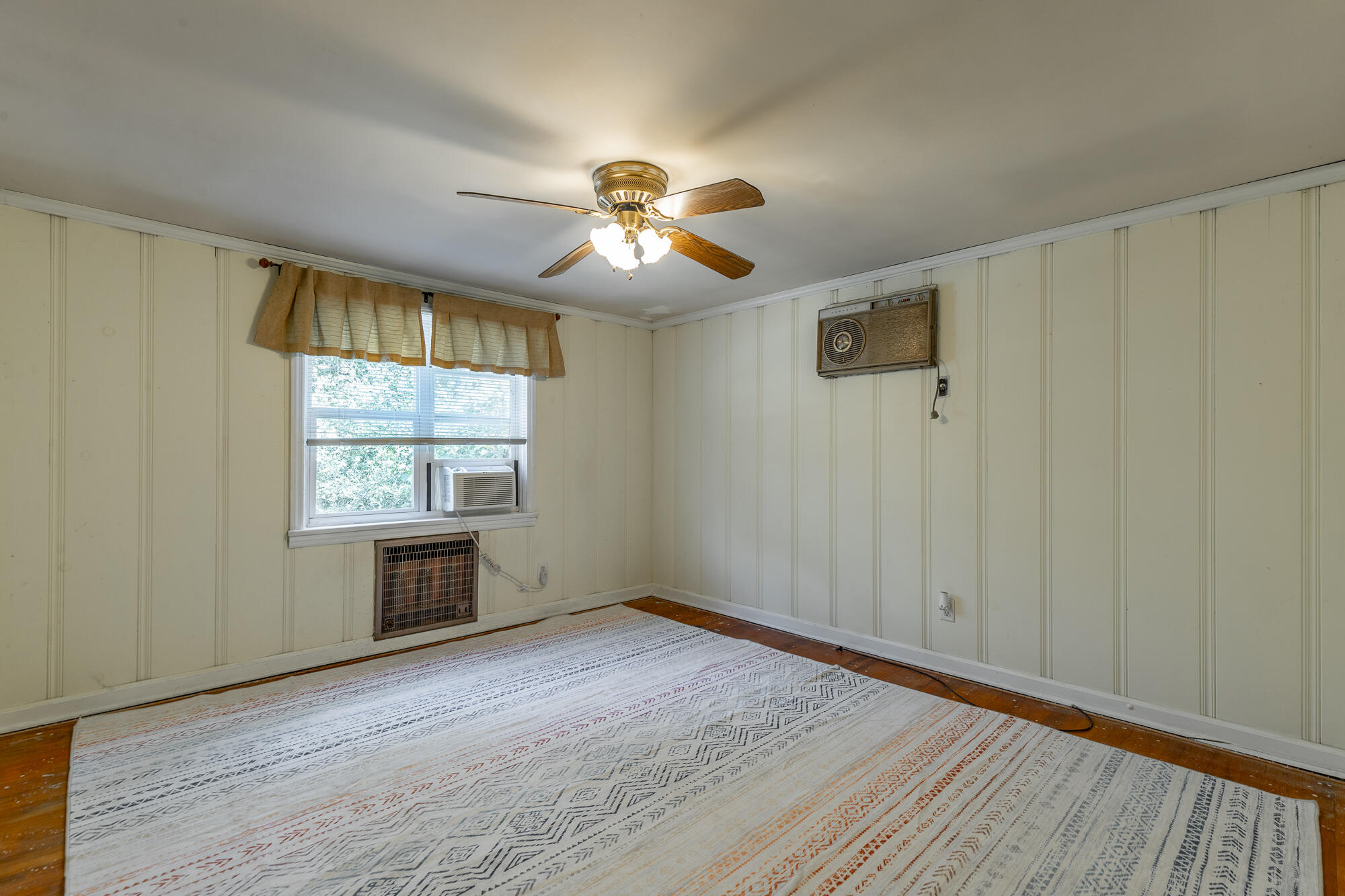 3601 Glendon Drive