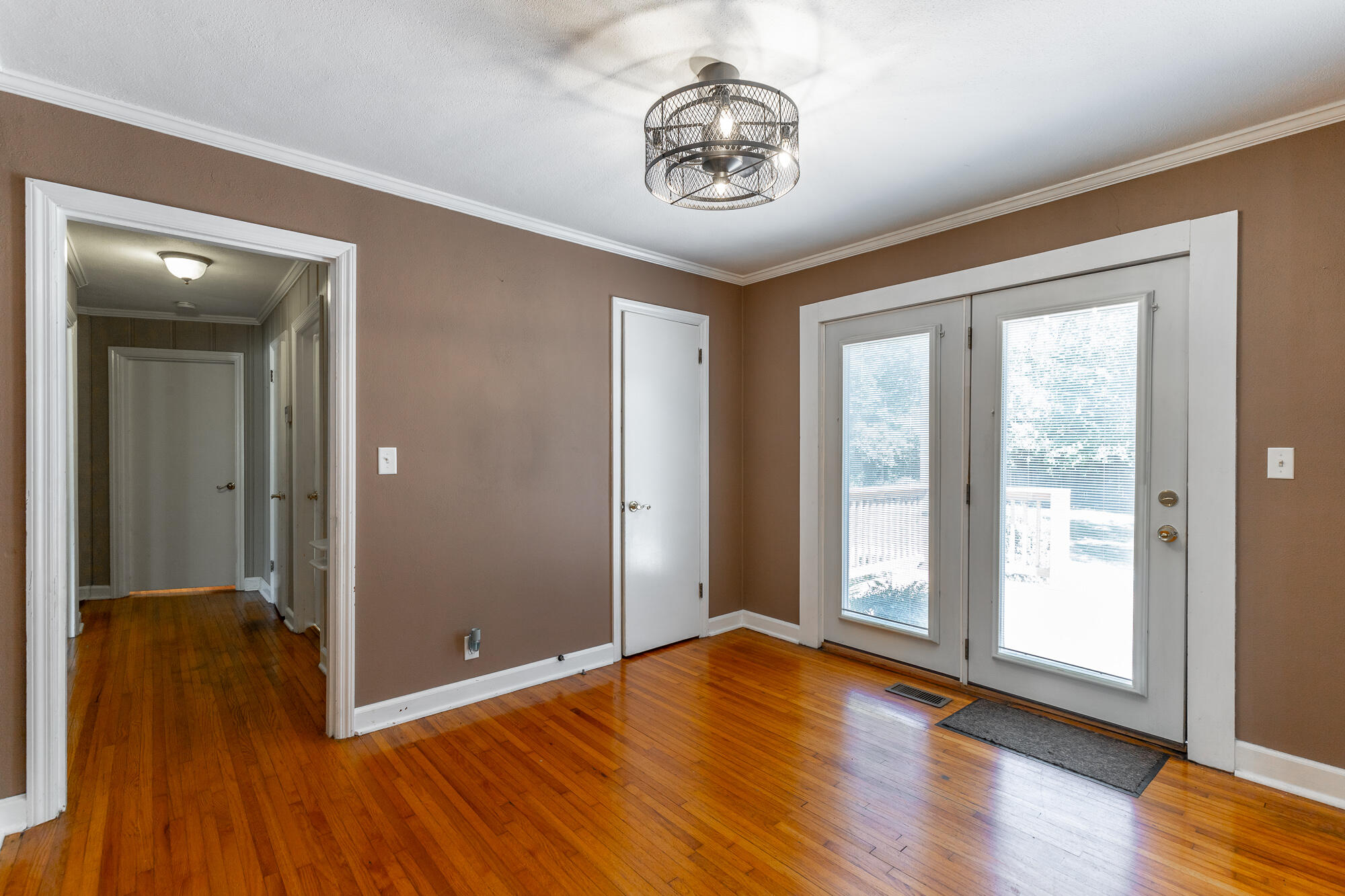 3601 Glendon Drive