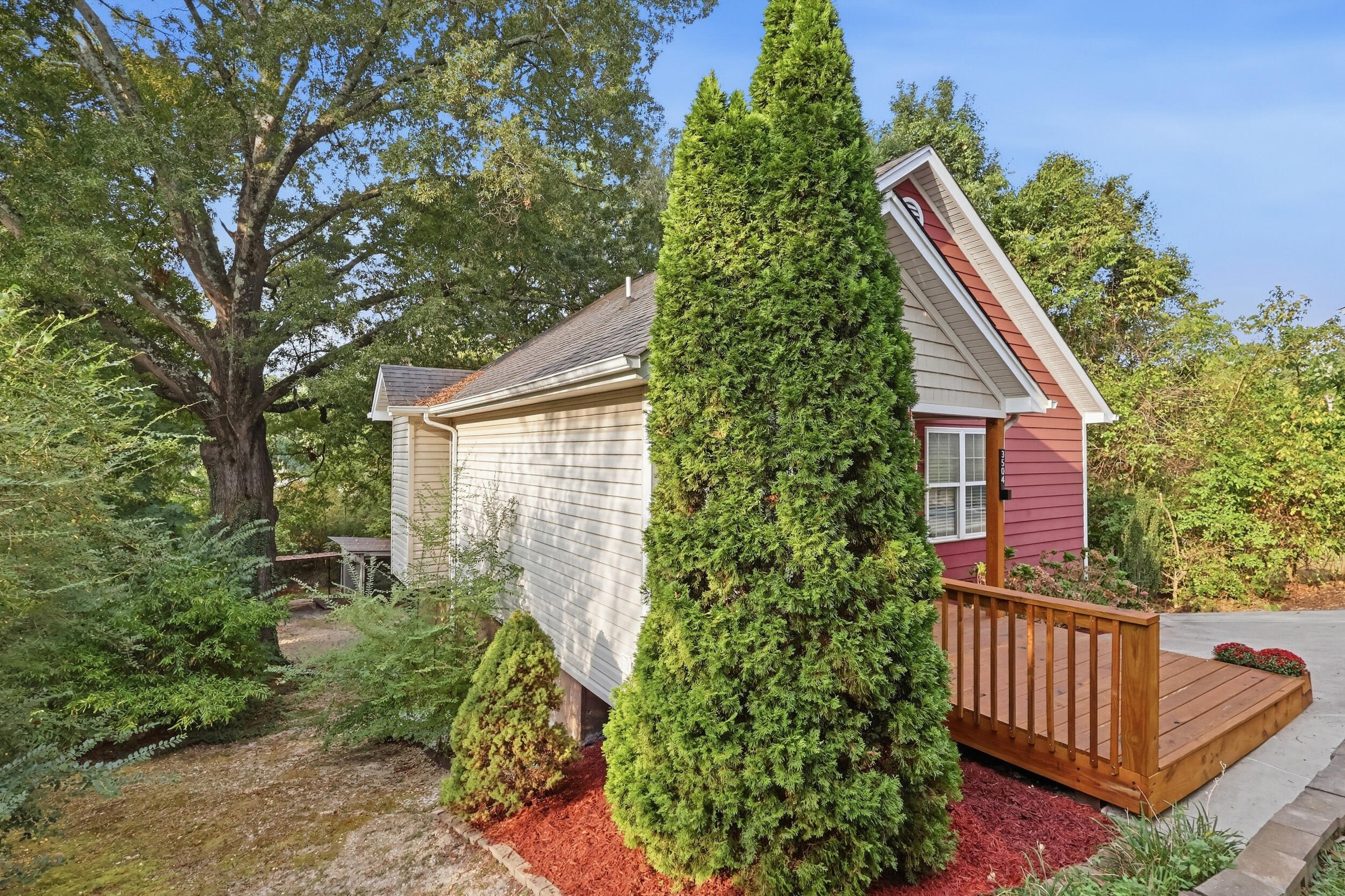 3504 Shelby Circle