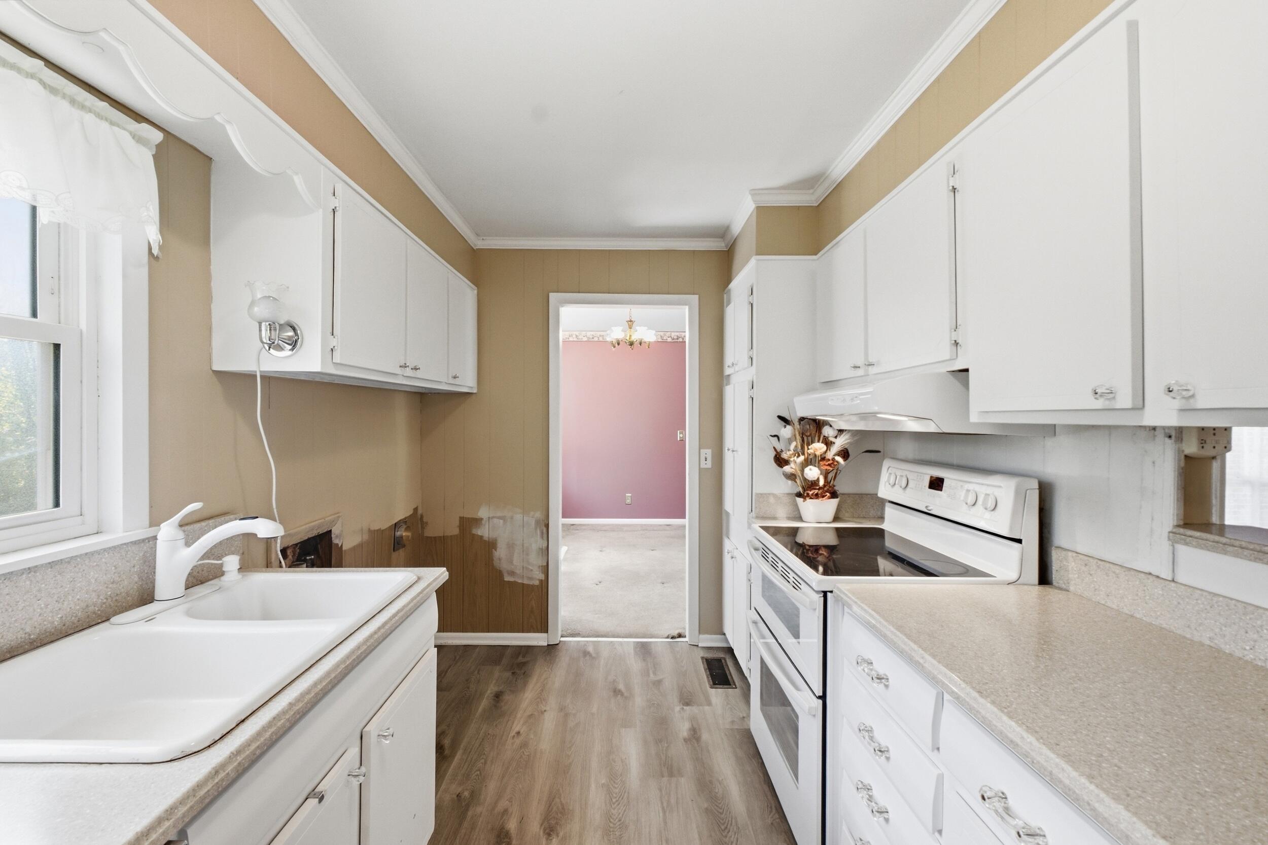 1622 Fernwood Circle