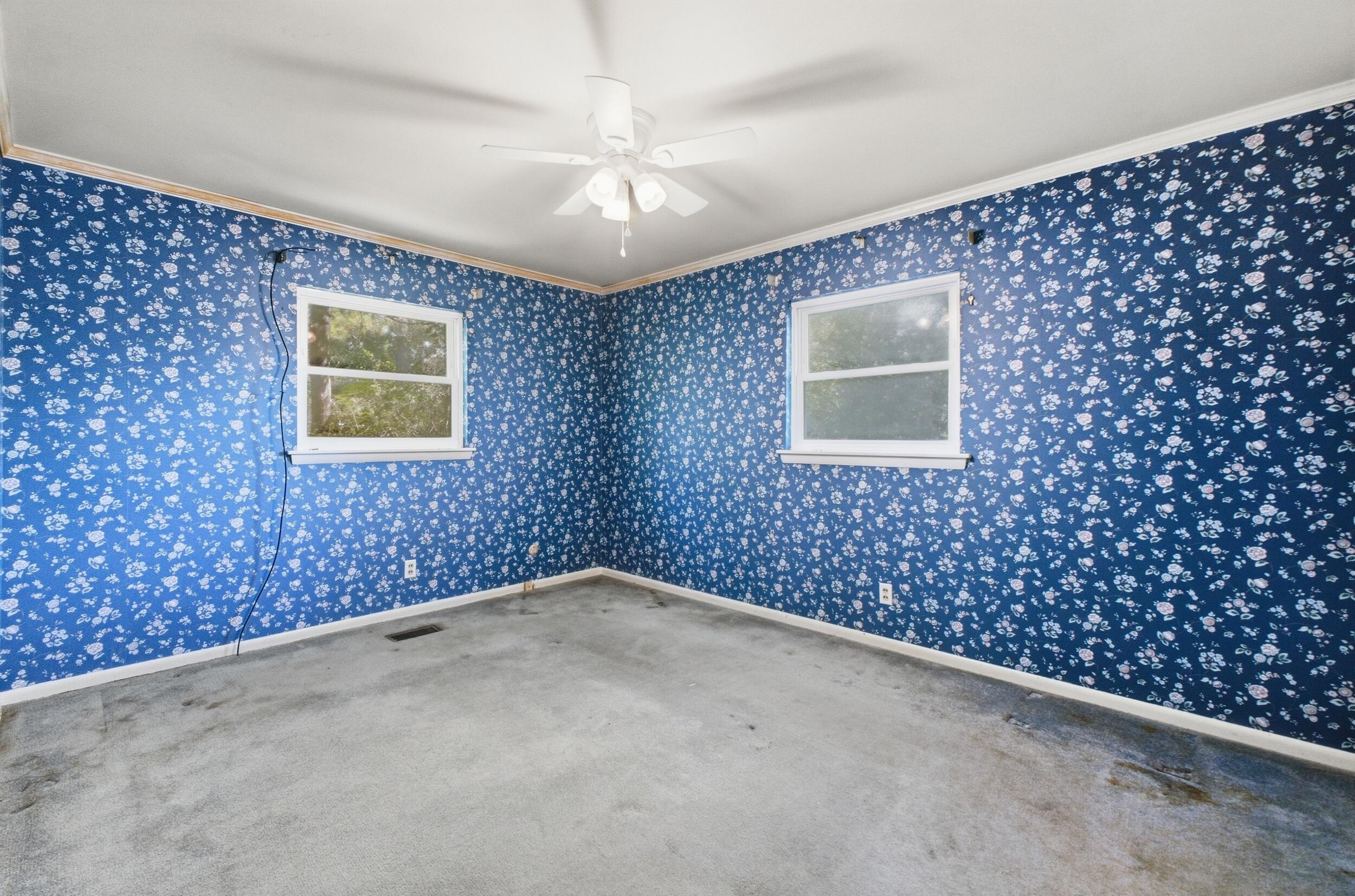 1622 Fernwood Circle
