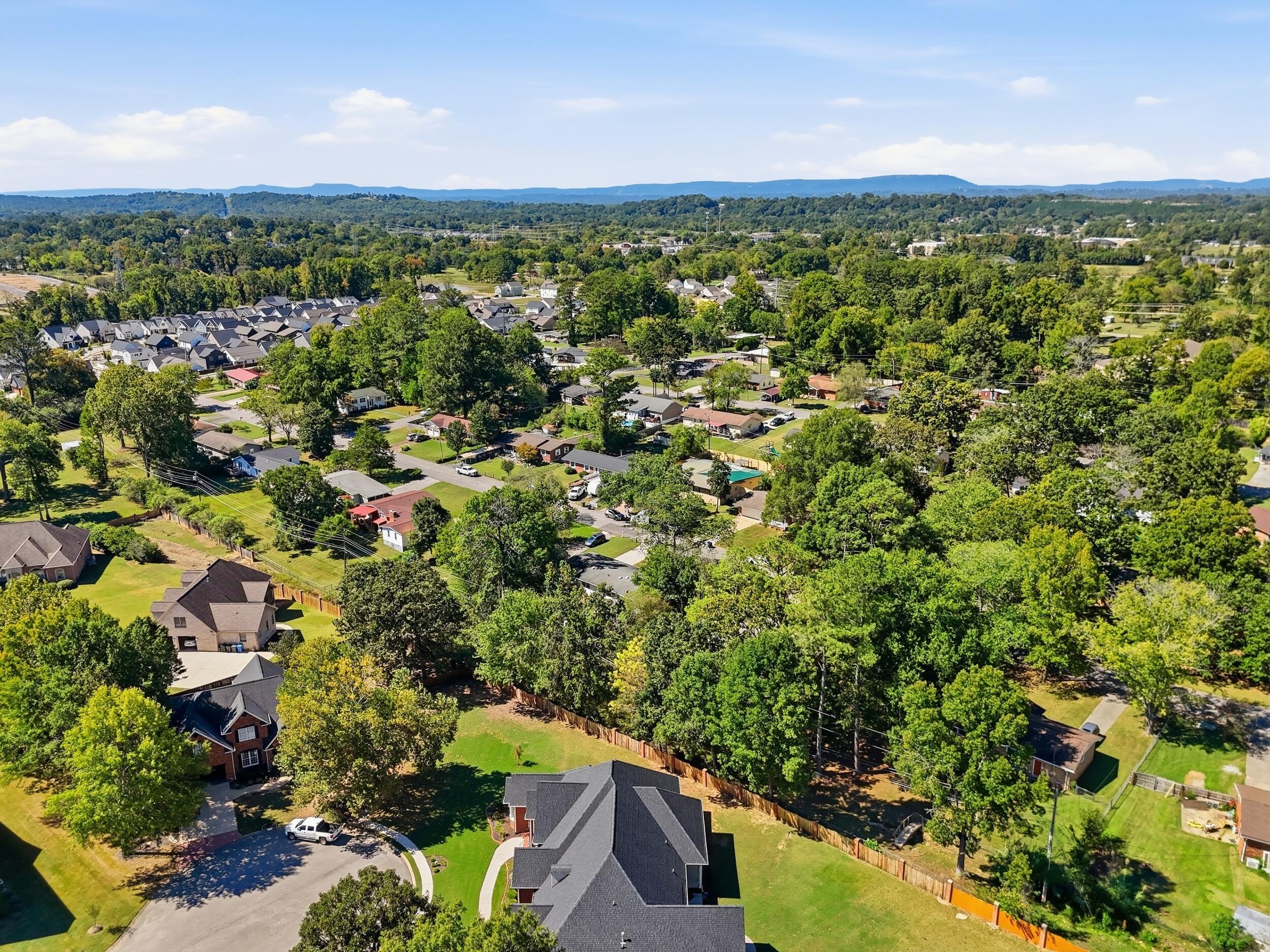 1622 Fernwood Circle