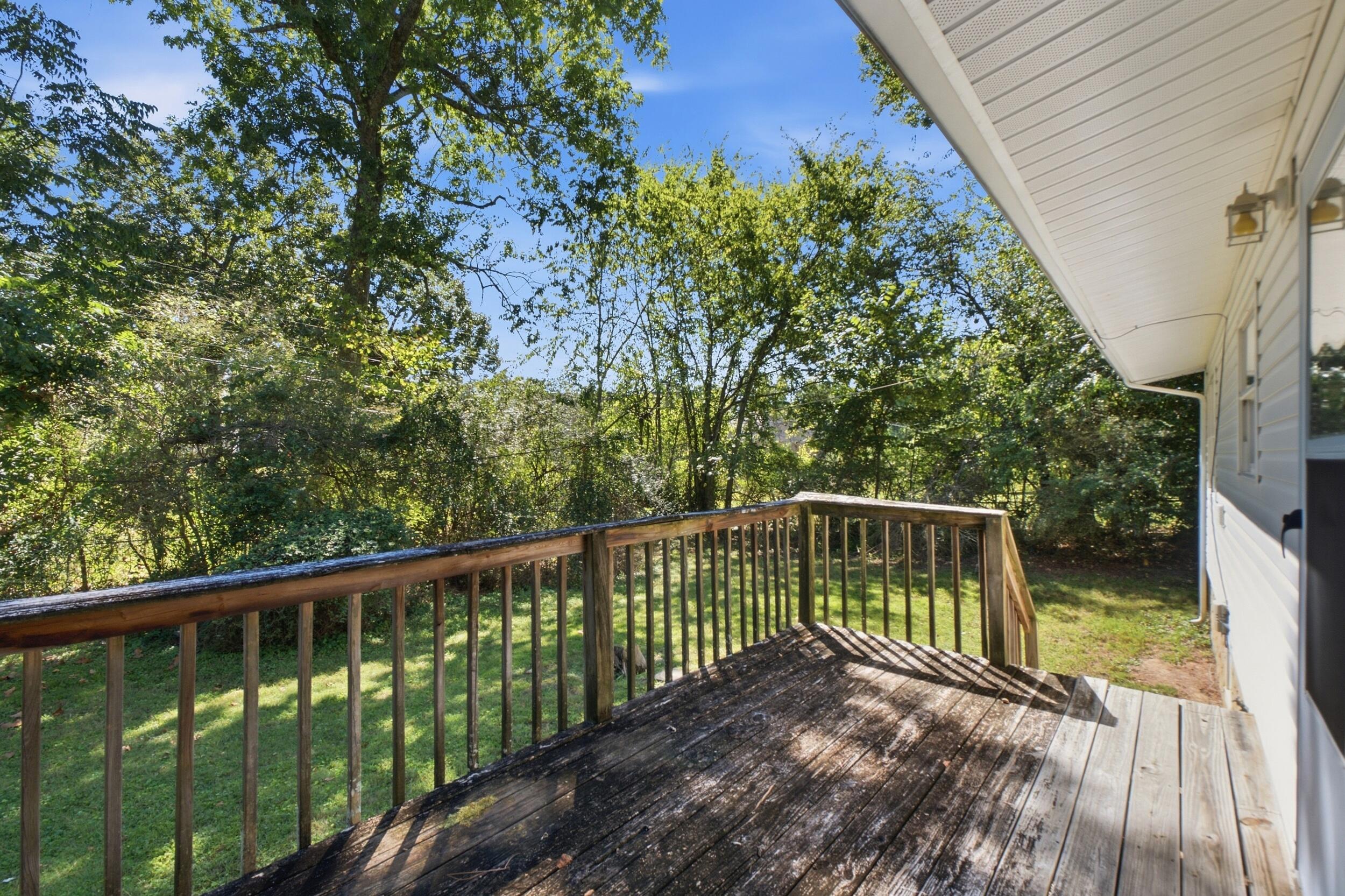 1622 Fernwood Circle