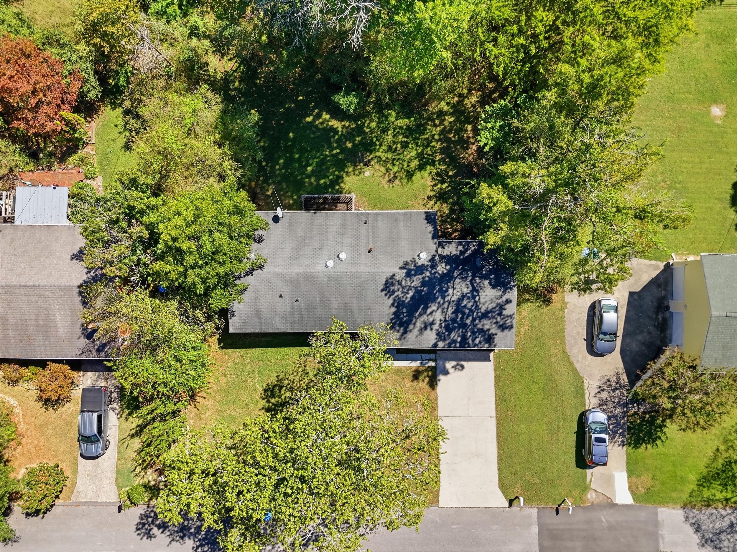 1622 Fernwood Circle