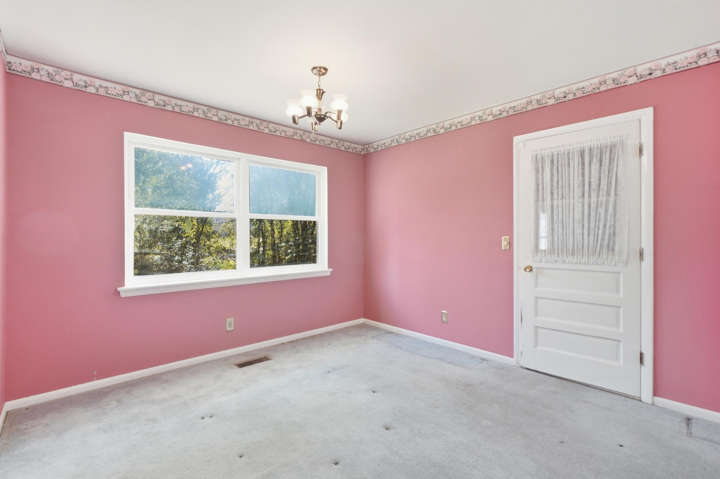1622 Fernwood Circle