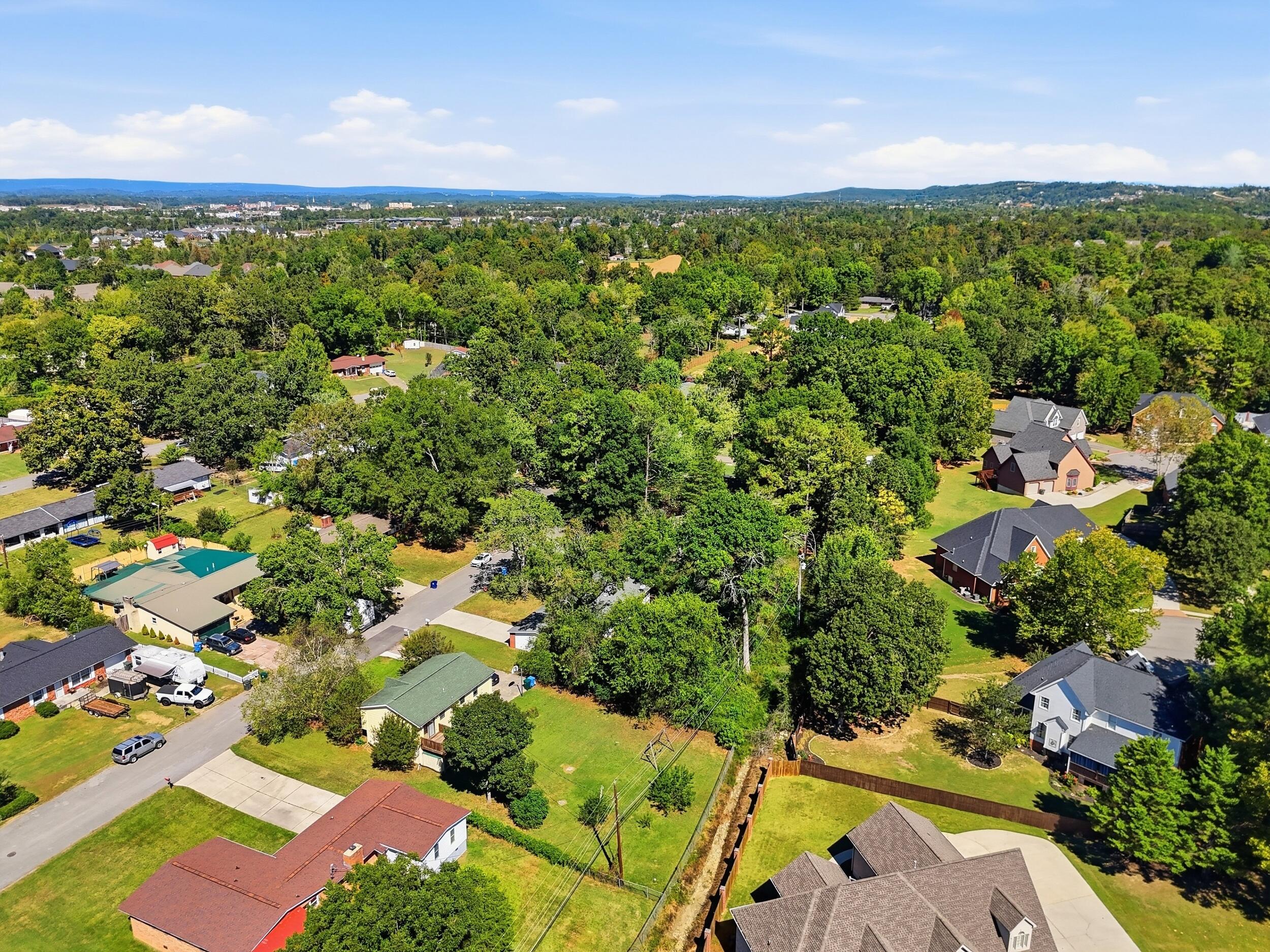 1622 Fernwood Circle