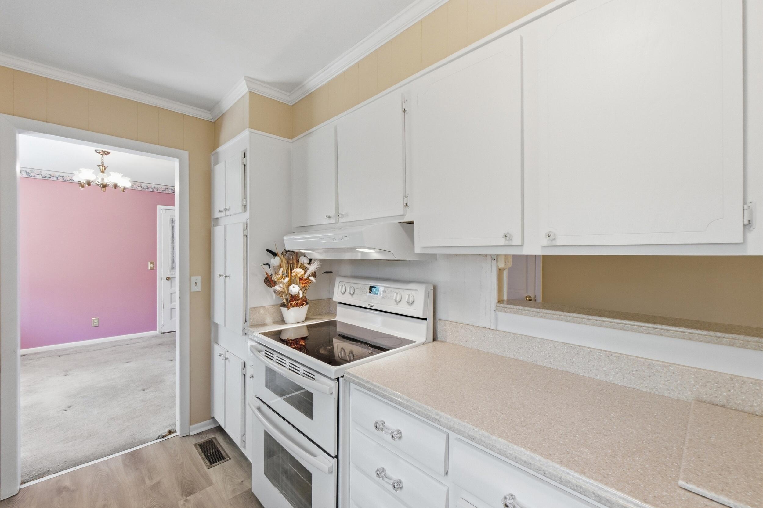 1622 Fernwood Circle