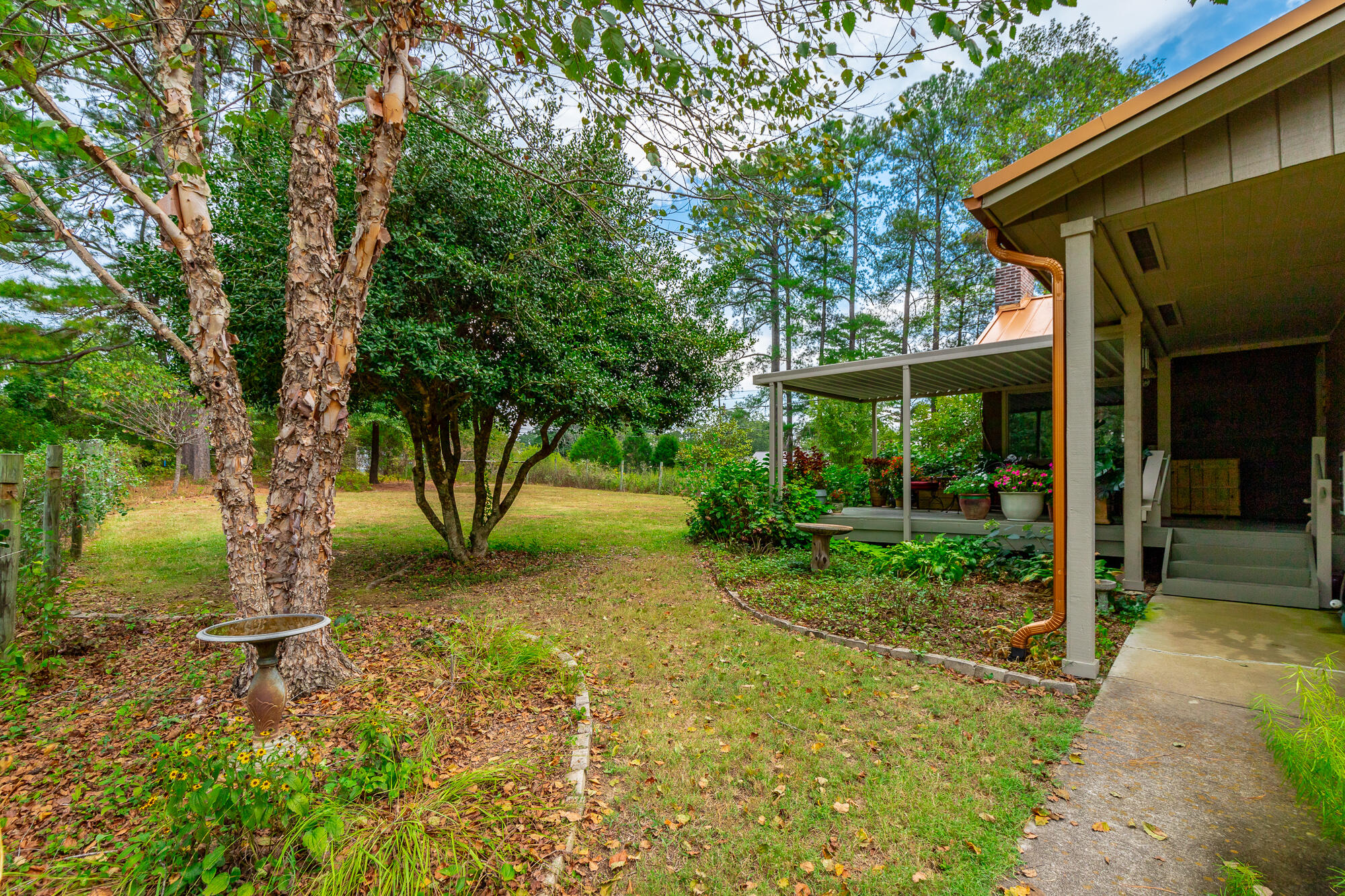 364 John Thompson Road