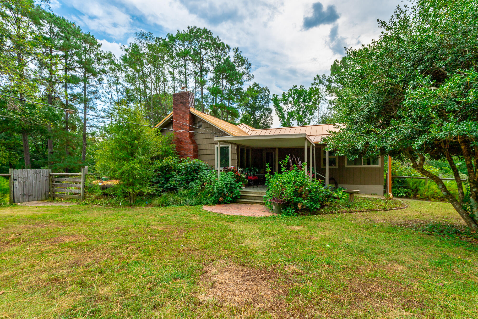 364 John Thompson Road