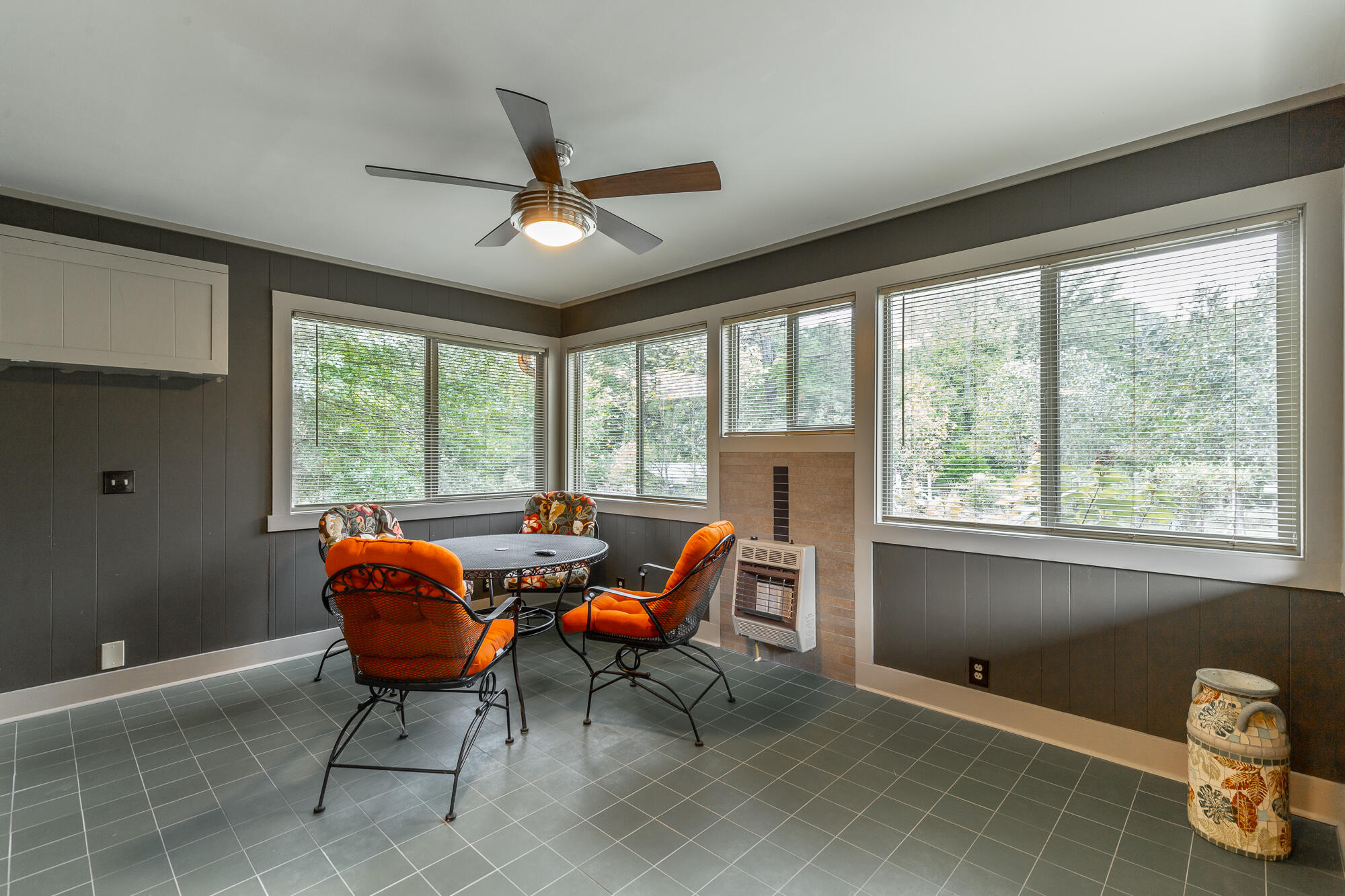 364 John Thompson Road