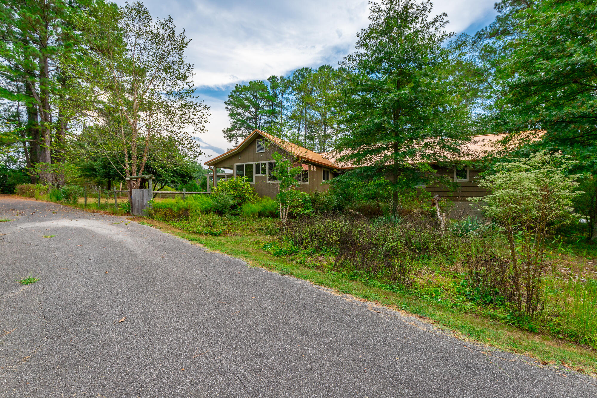 364 John Thompson Road