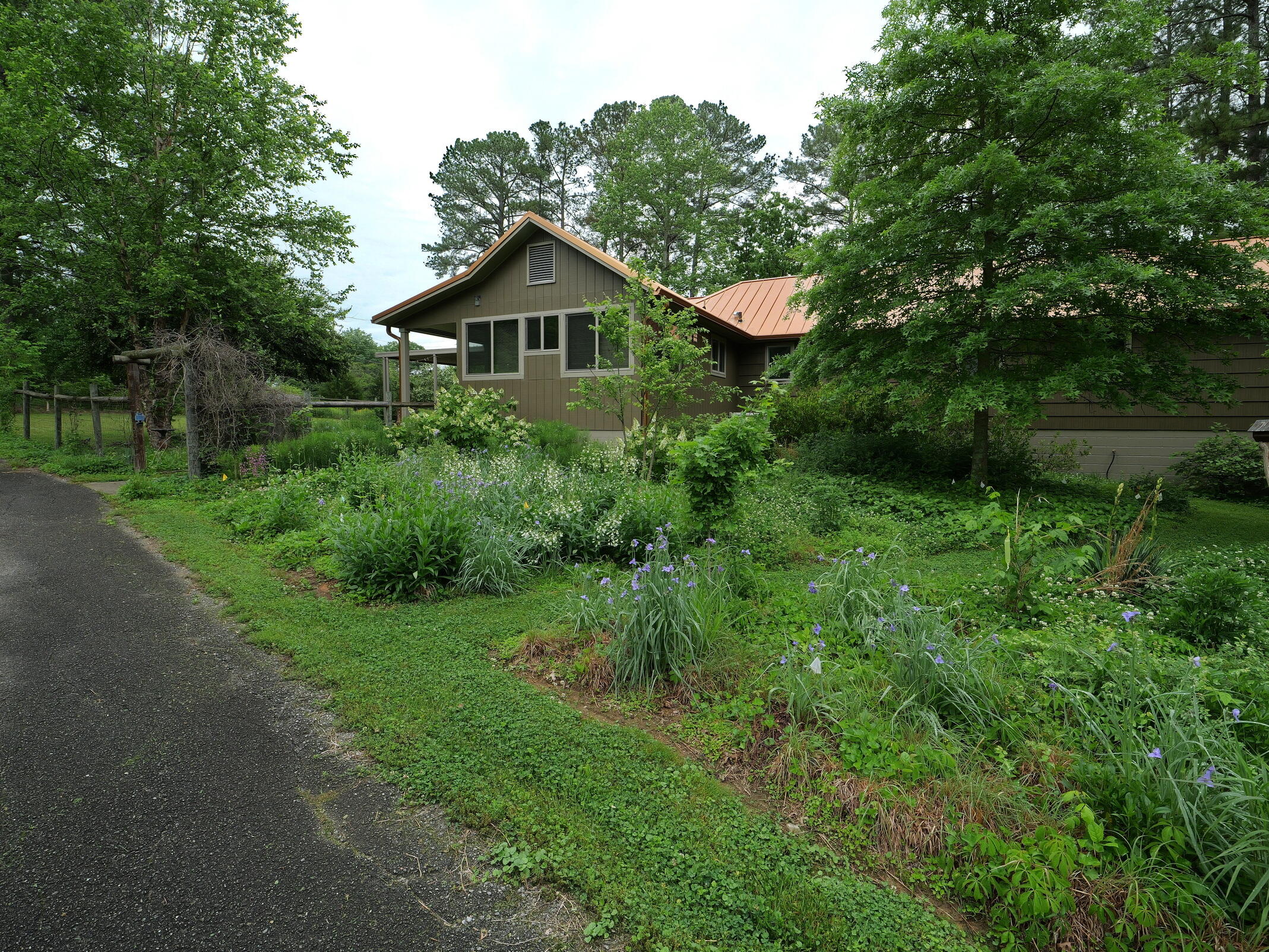 364 John Thompson Road
