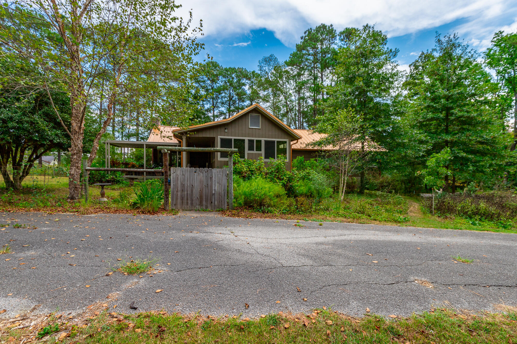 364 John Thompson Road