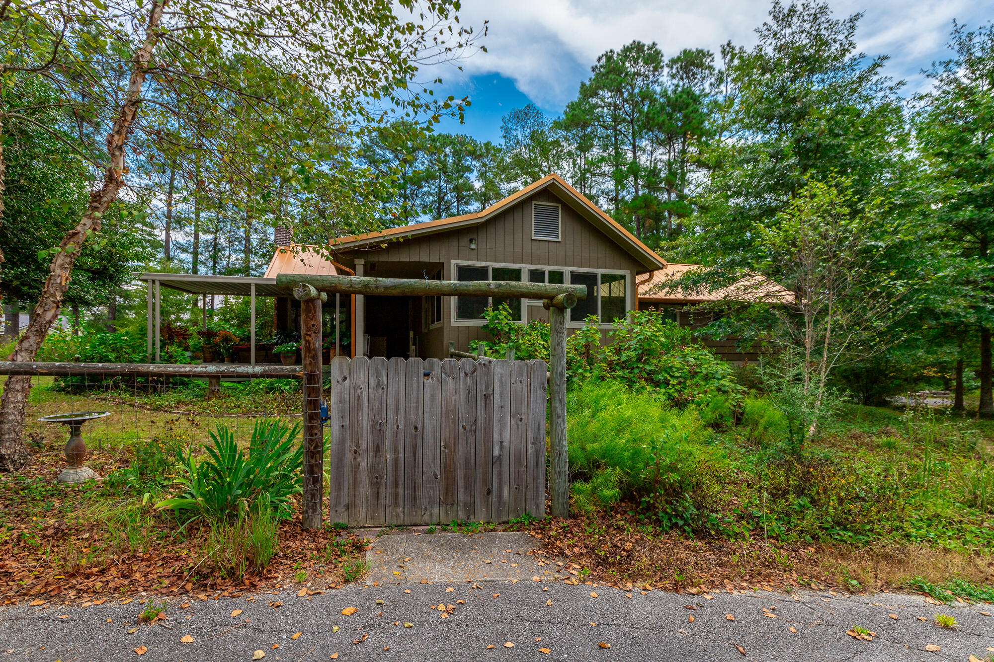364 John Thompson Road