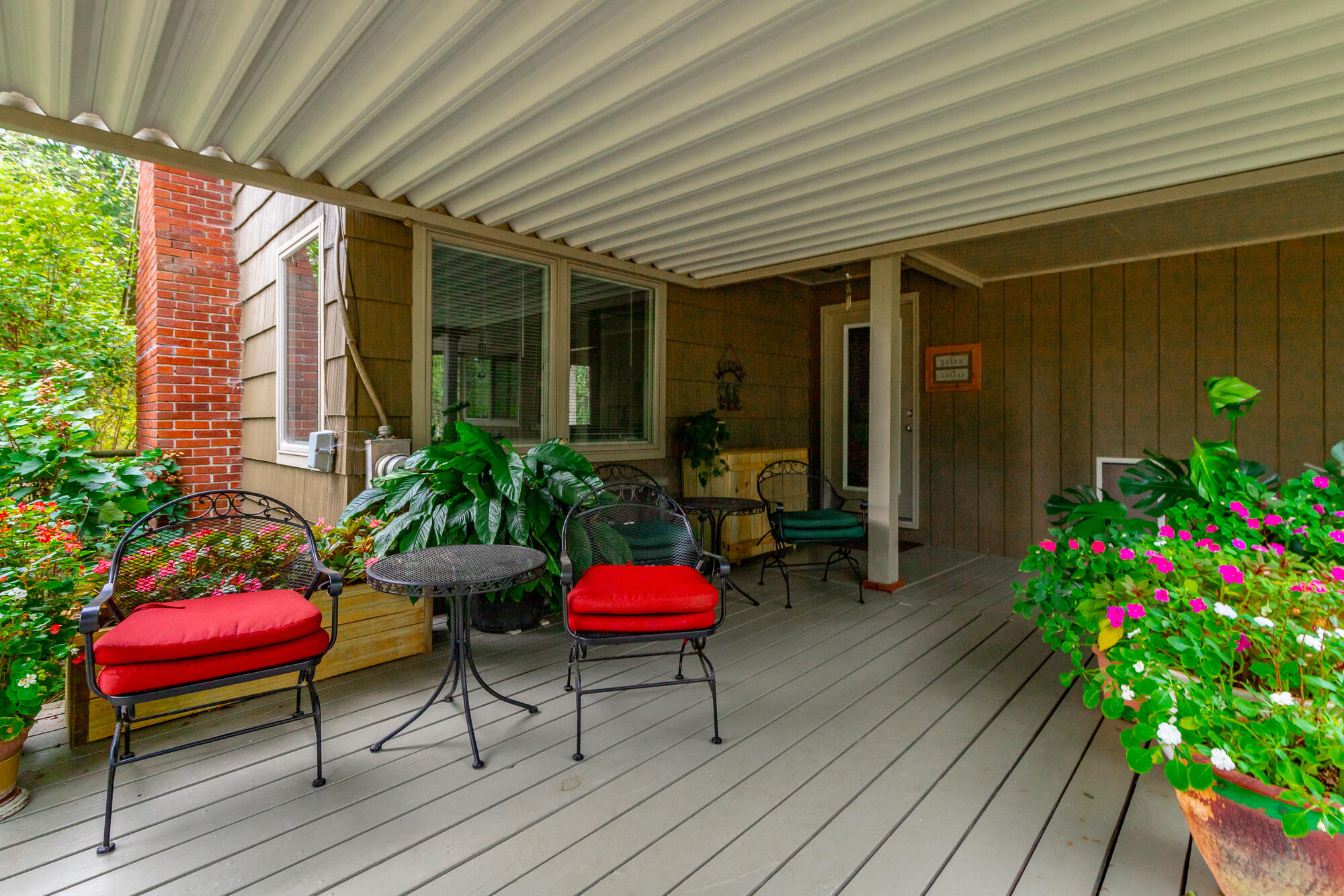 364 John Thompson Road