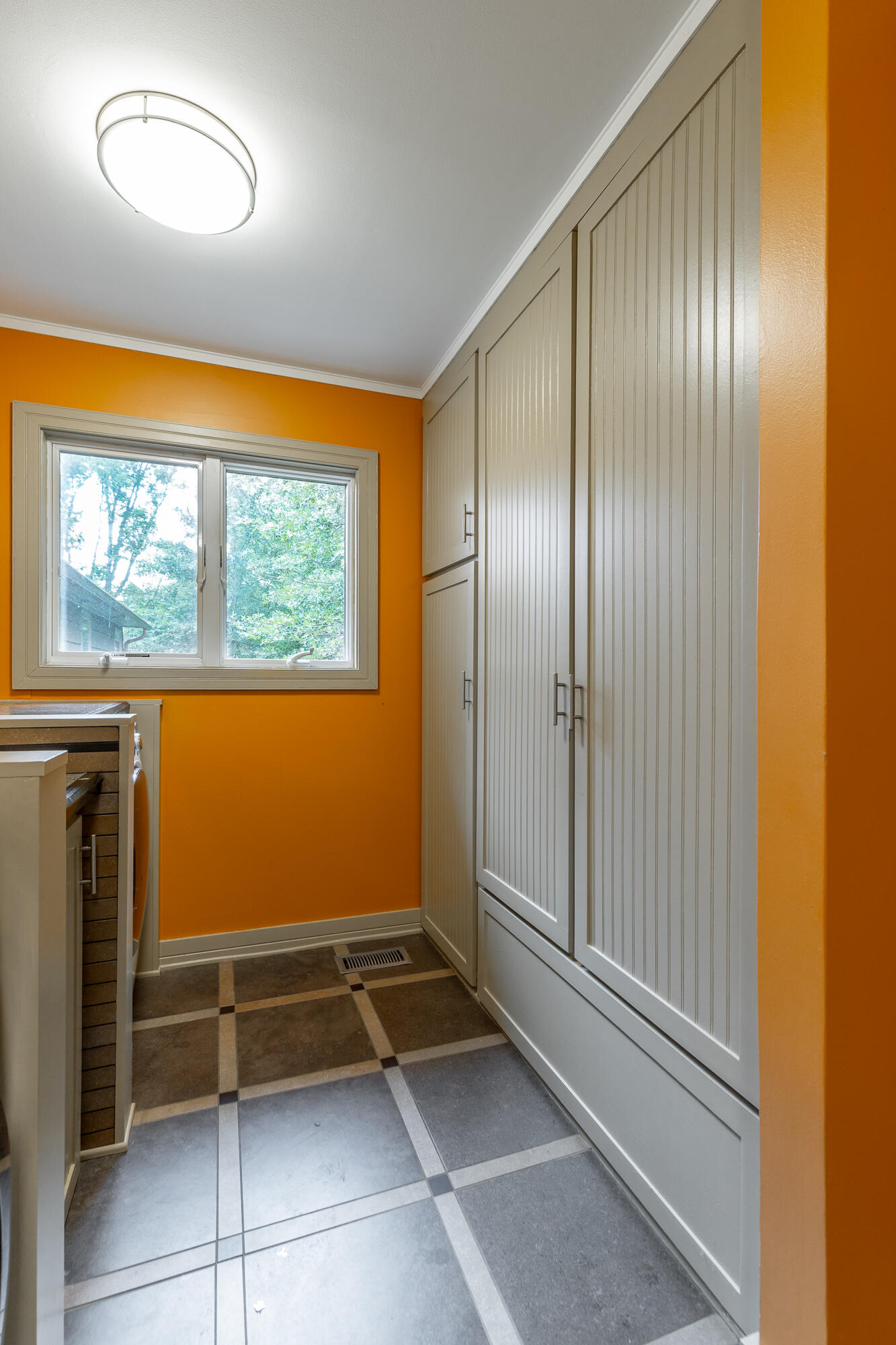 364 John Thompson Road