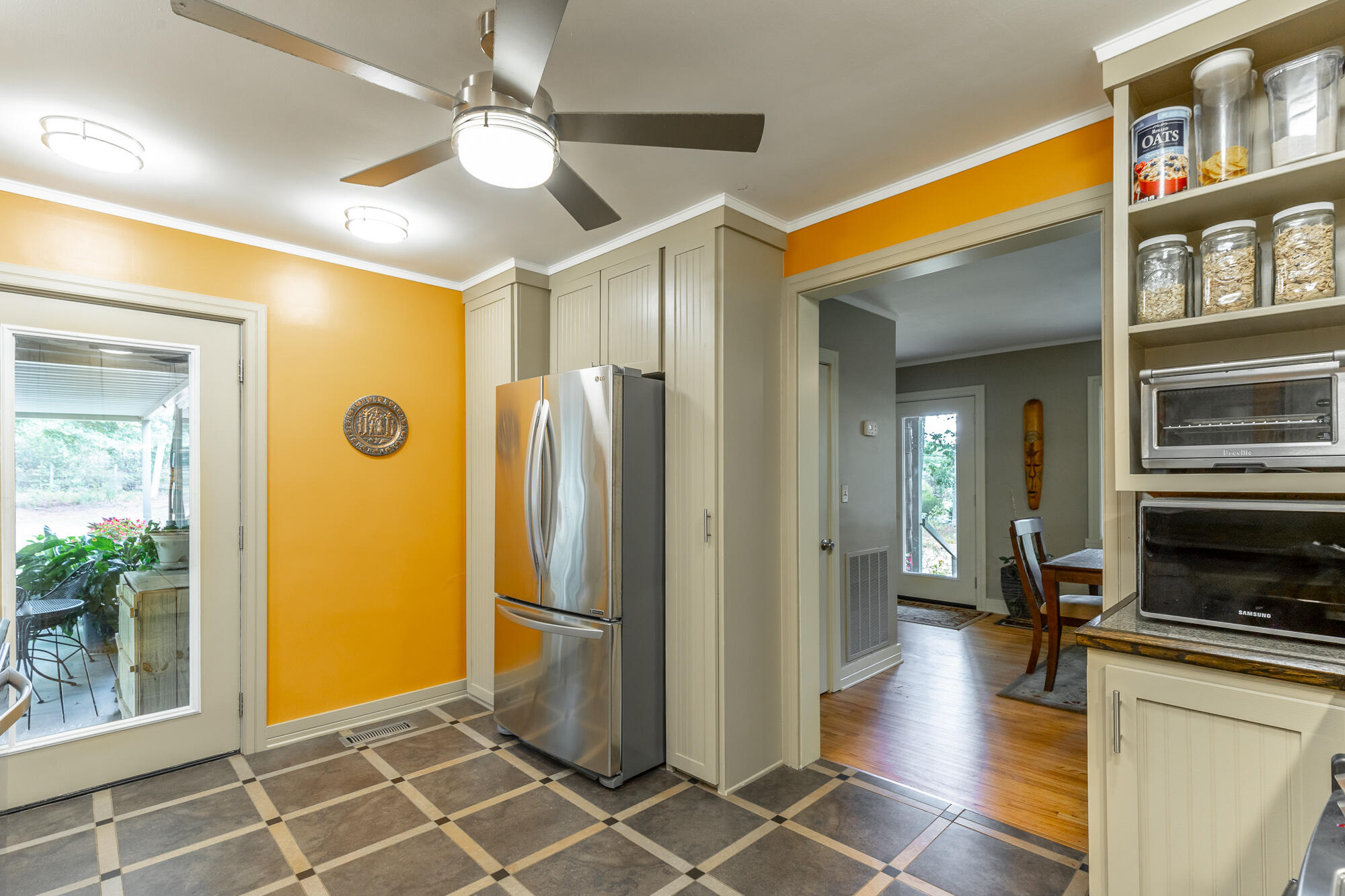 364 John Thompson Road