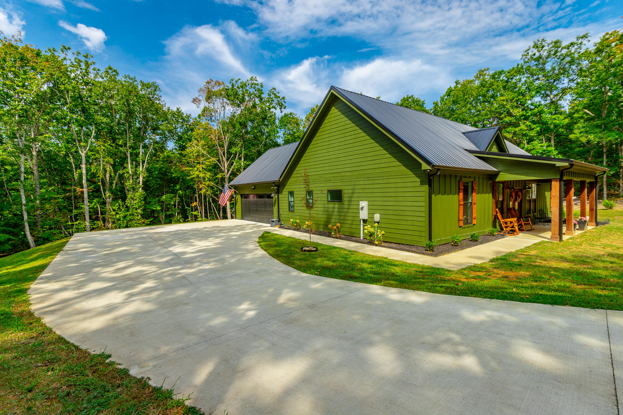 195 N Stewart Lane