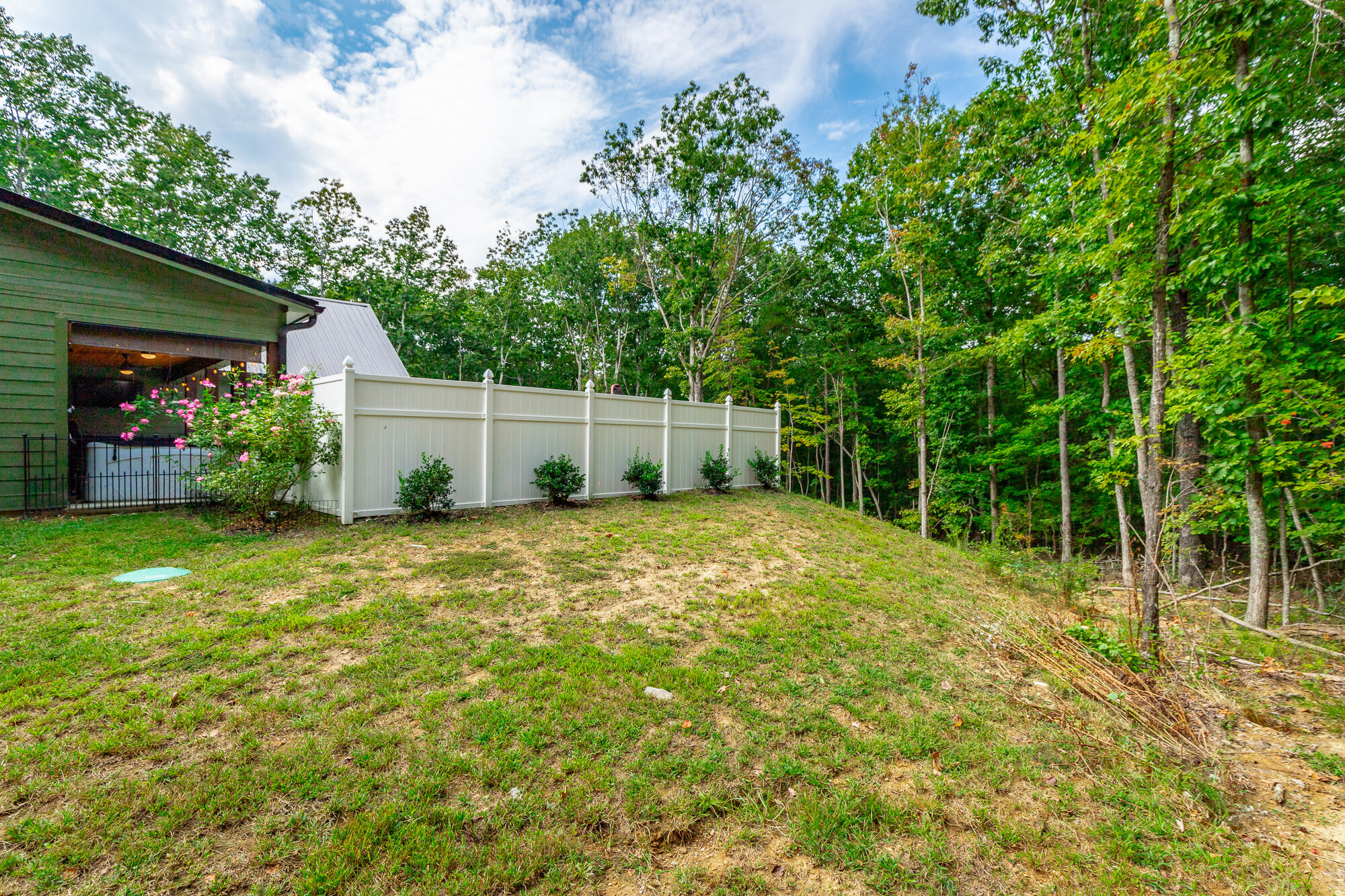 195 N Stewart Lane