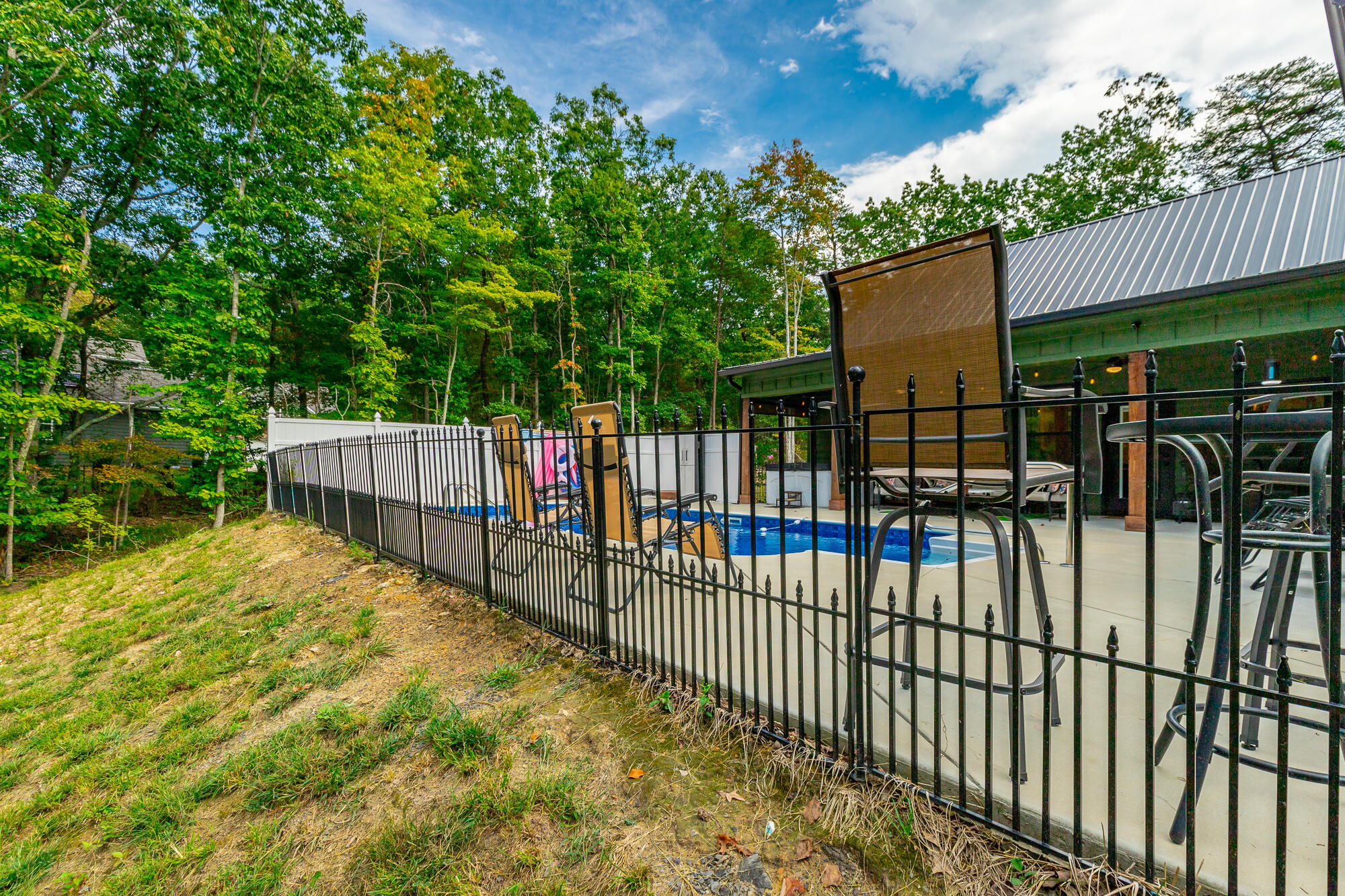 195 N Stewart Lane
