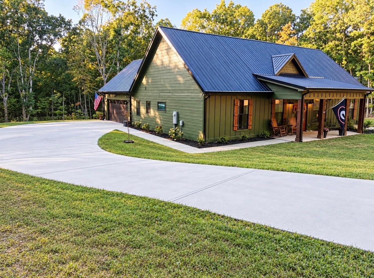 195 N Stewart Lane