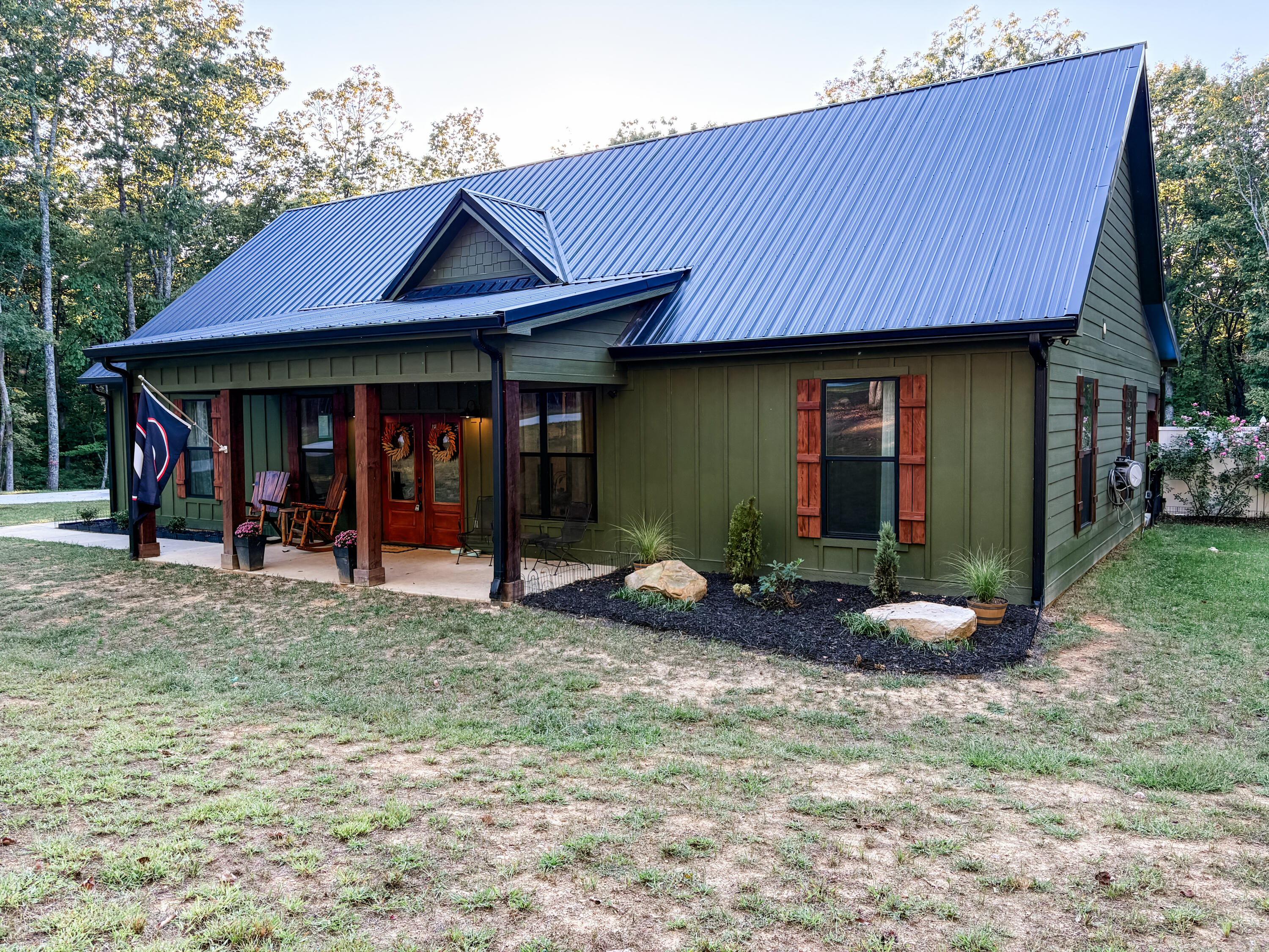 195 N Stewart Lane