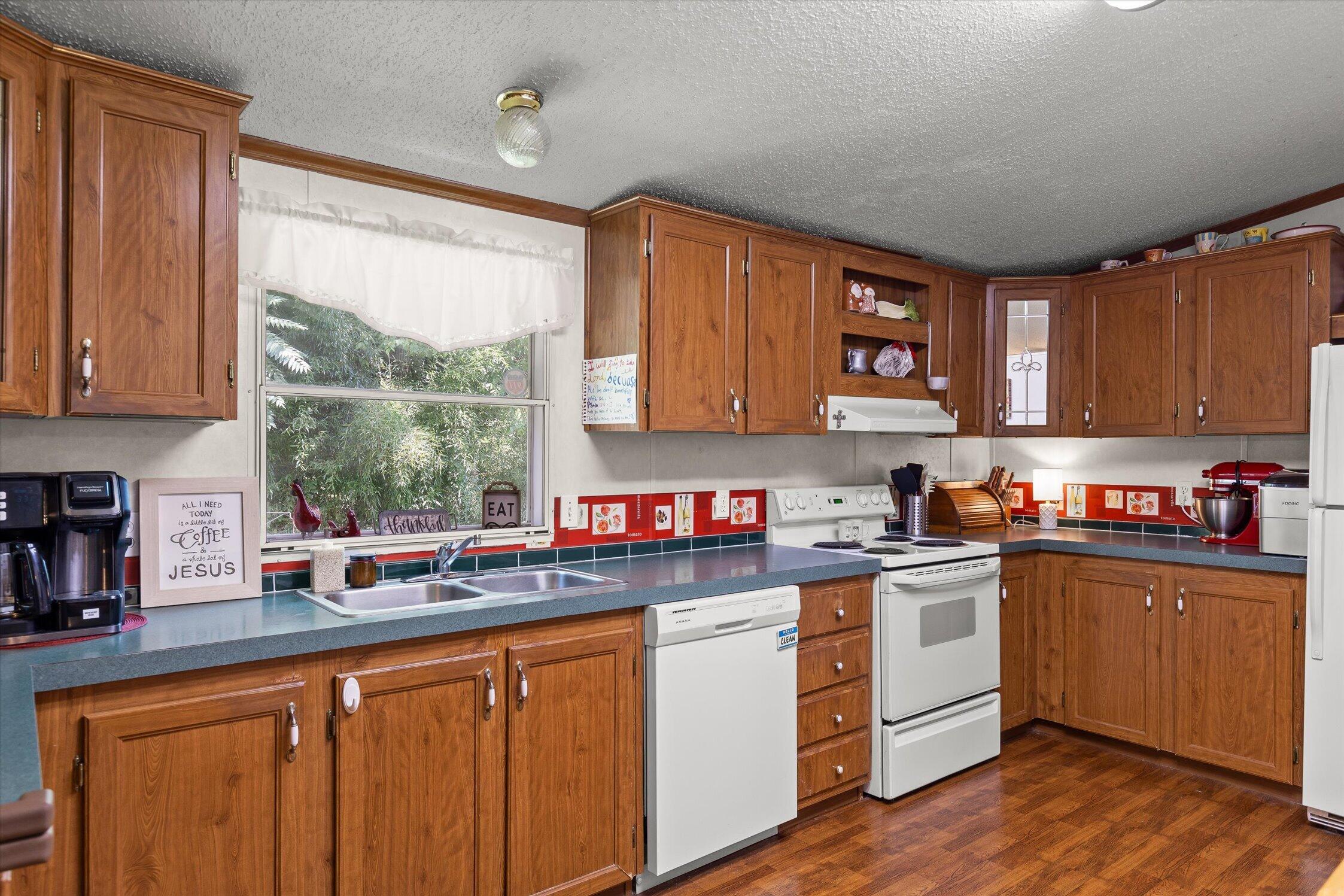 5652 Old Hunter Road