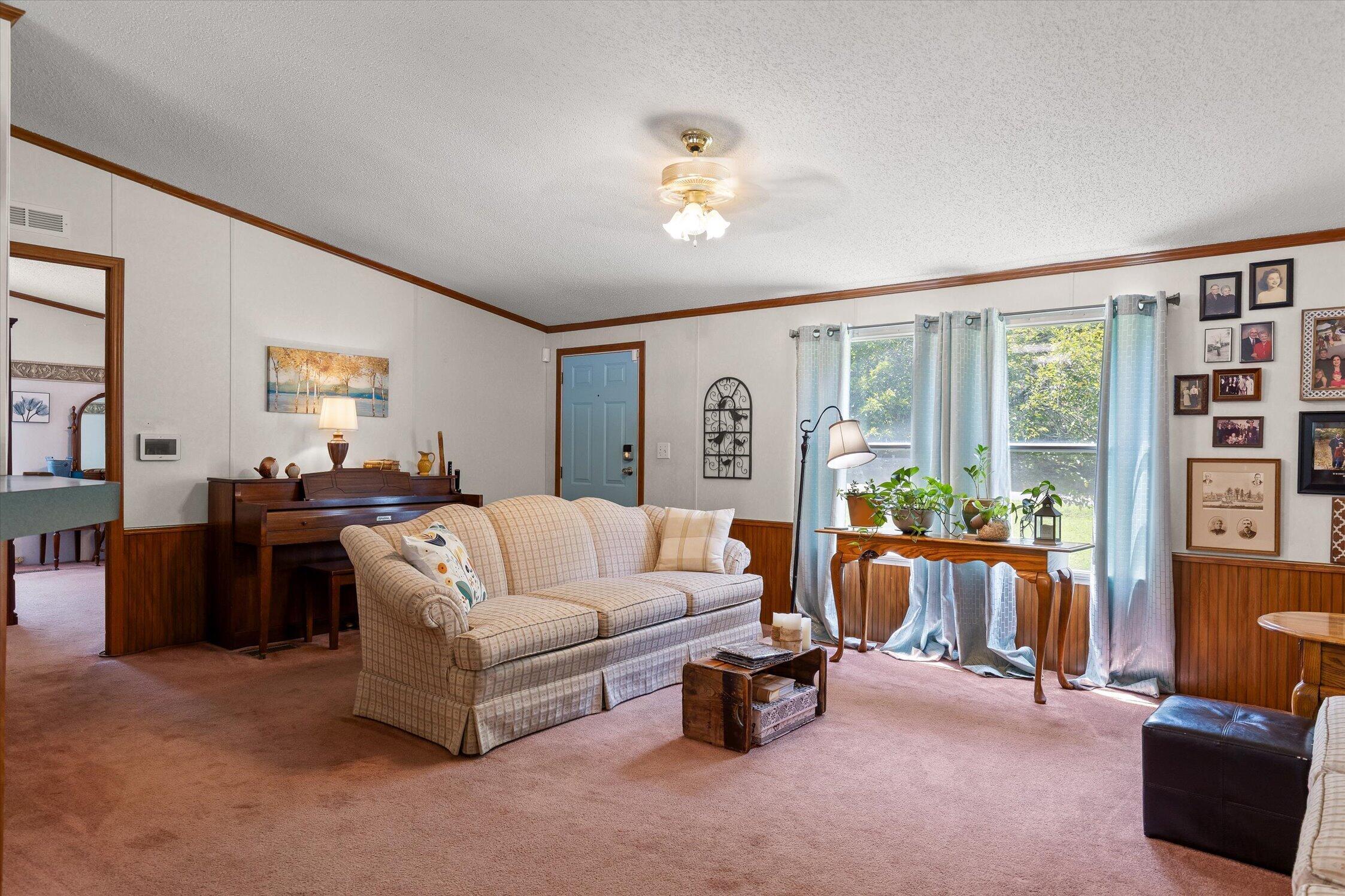5652 Old Hunter Road