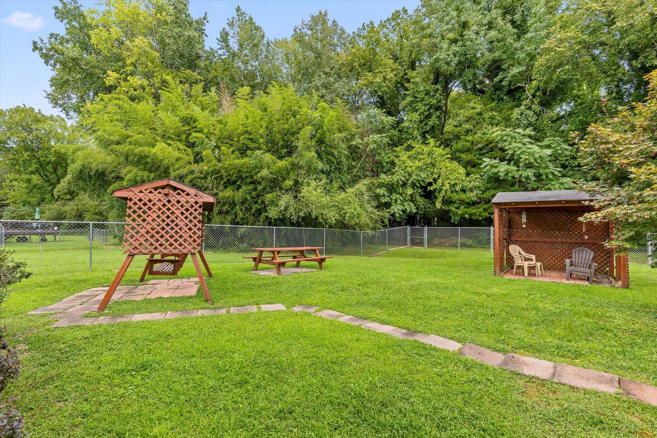 5652 Old Hunter Road