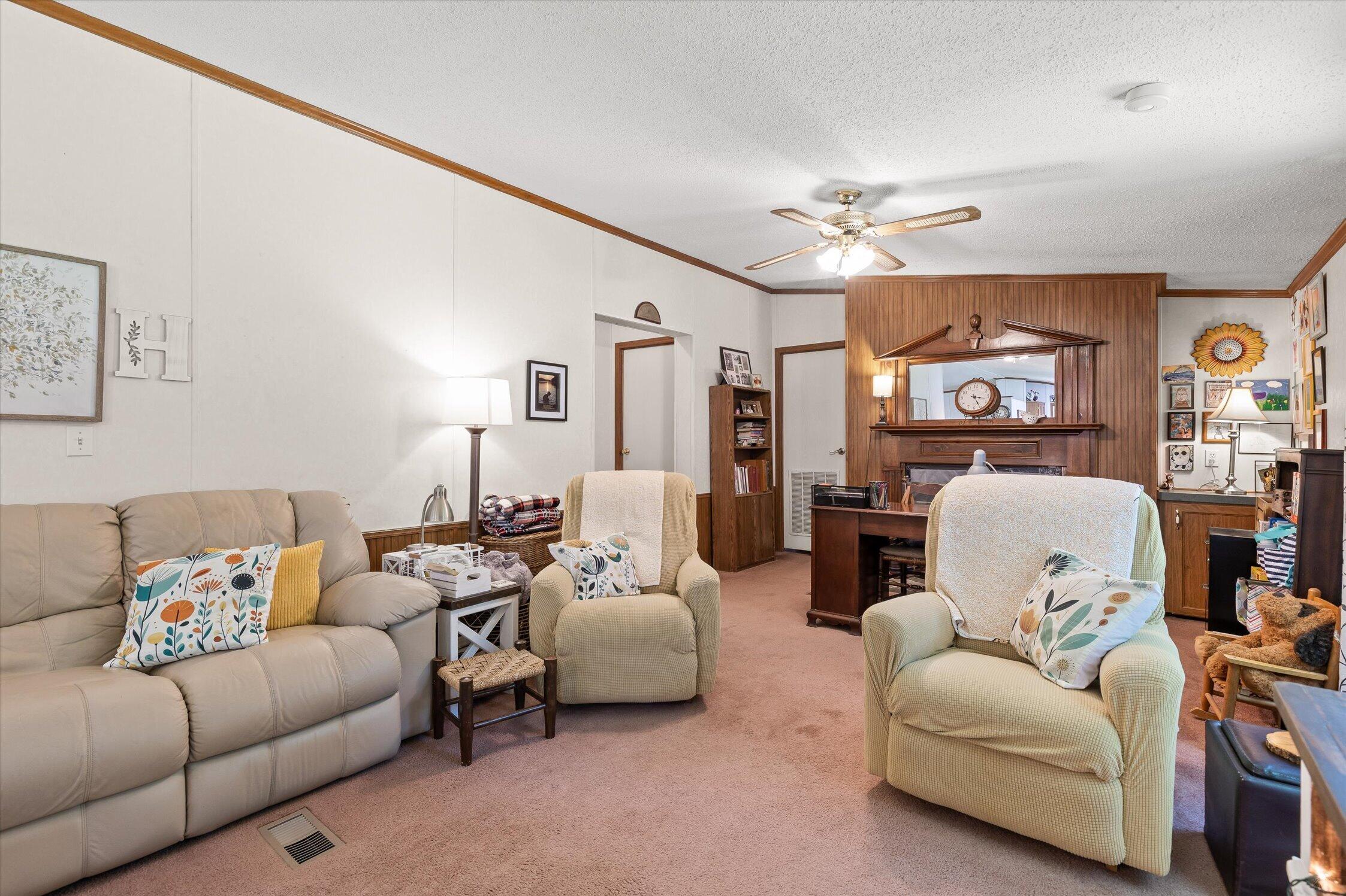 5652 Old Hunter Road