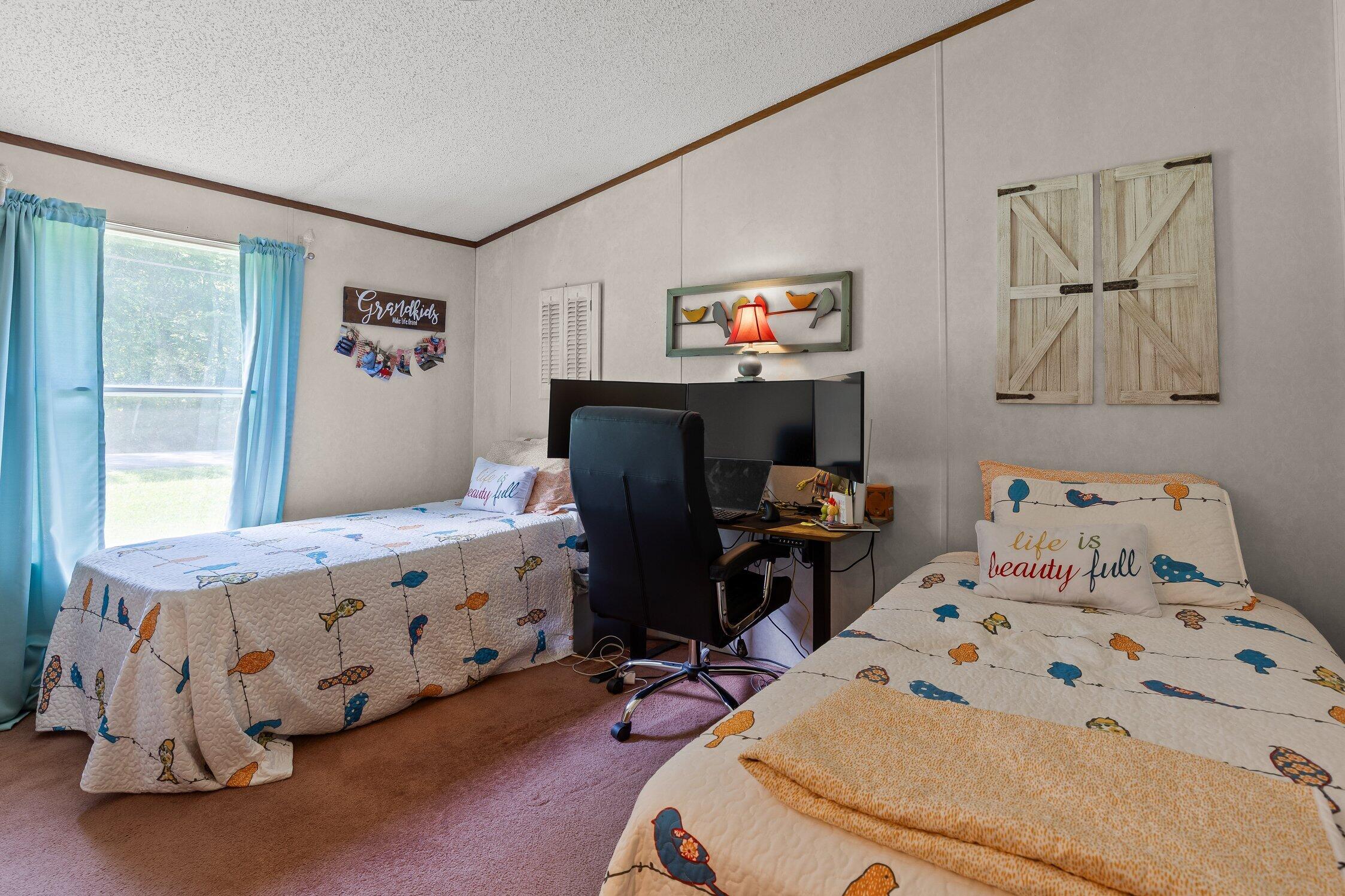 5652 Old Hunter Road