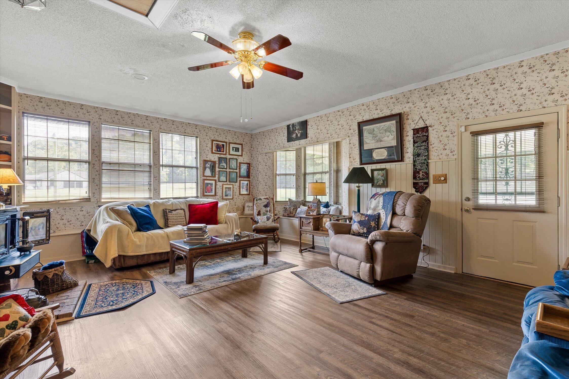 5652 Old Hunter Road