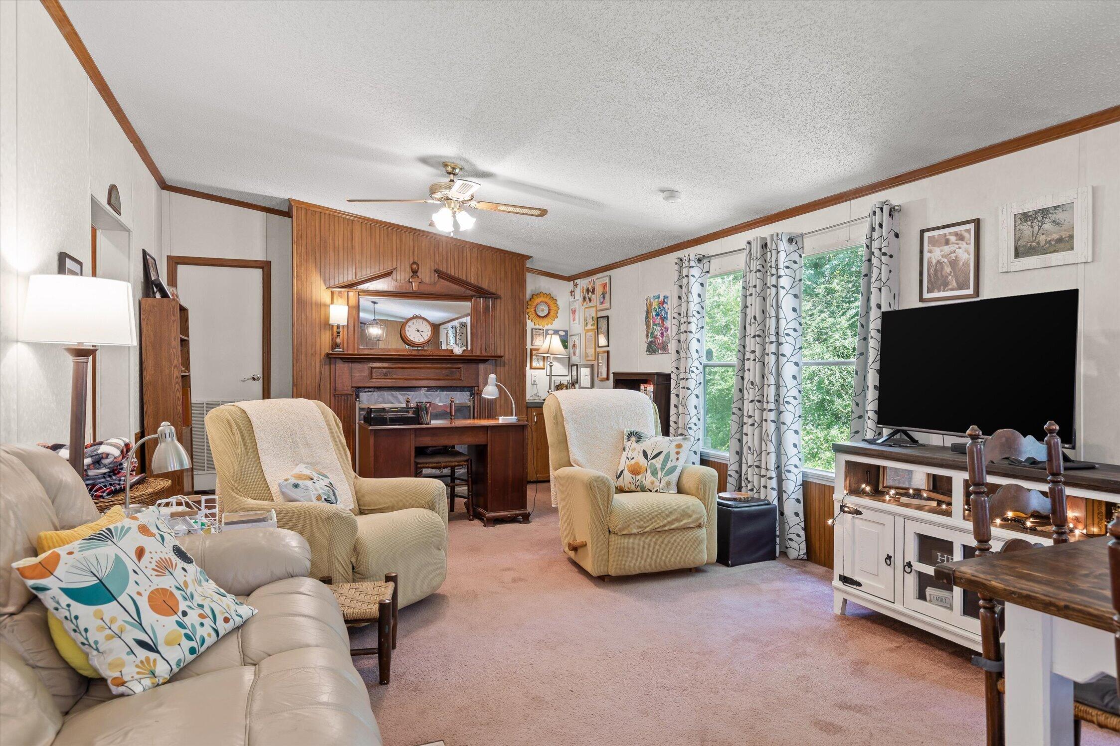 5652 Old Hunter Road