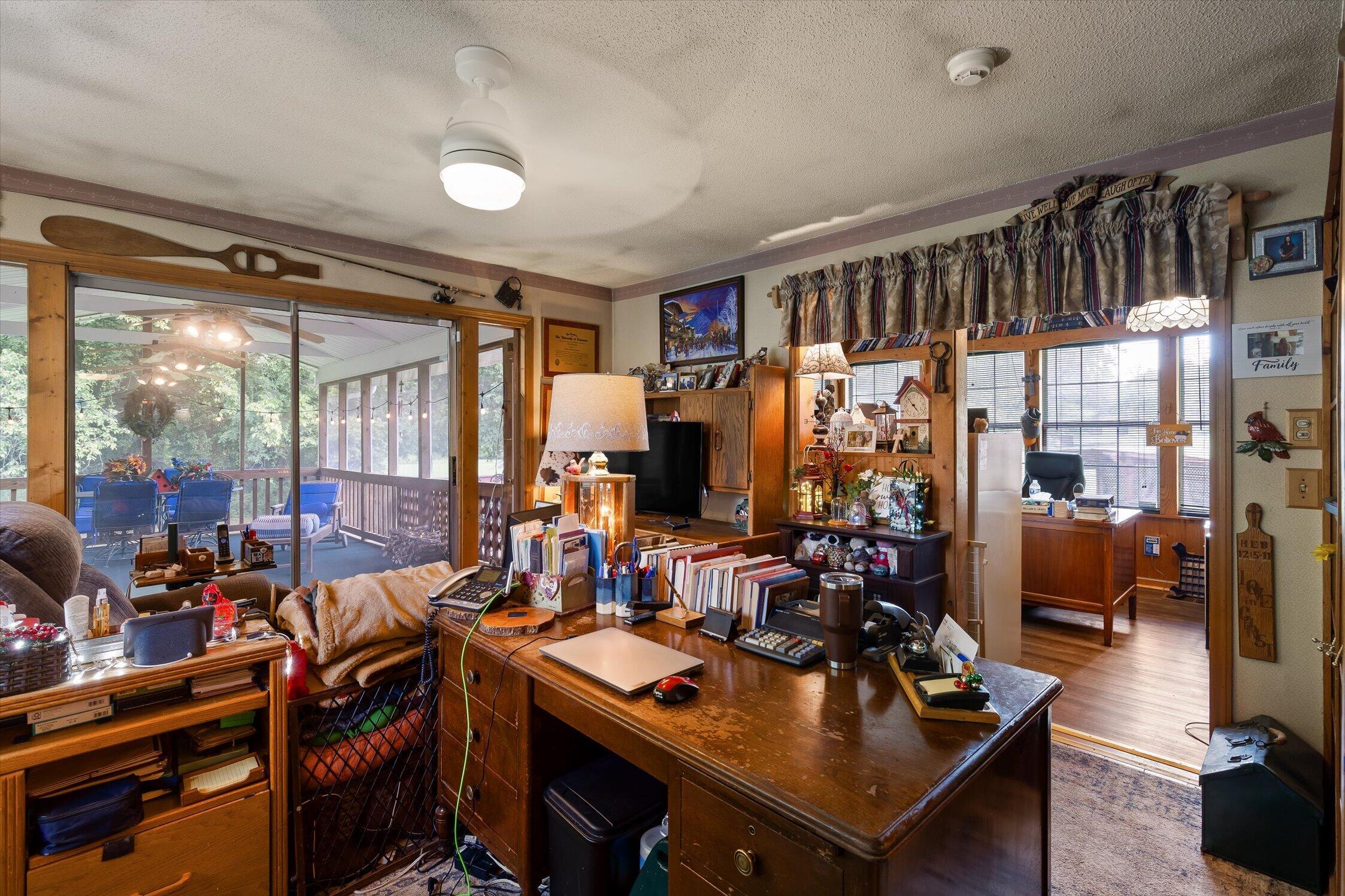5652 Old Hunter Road