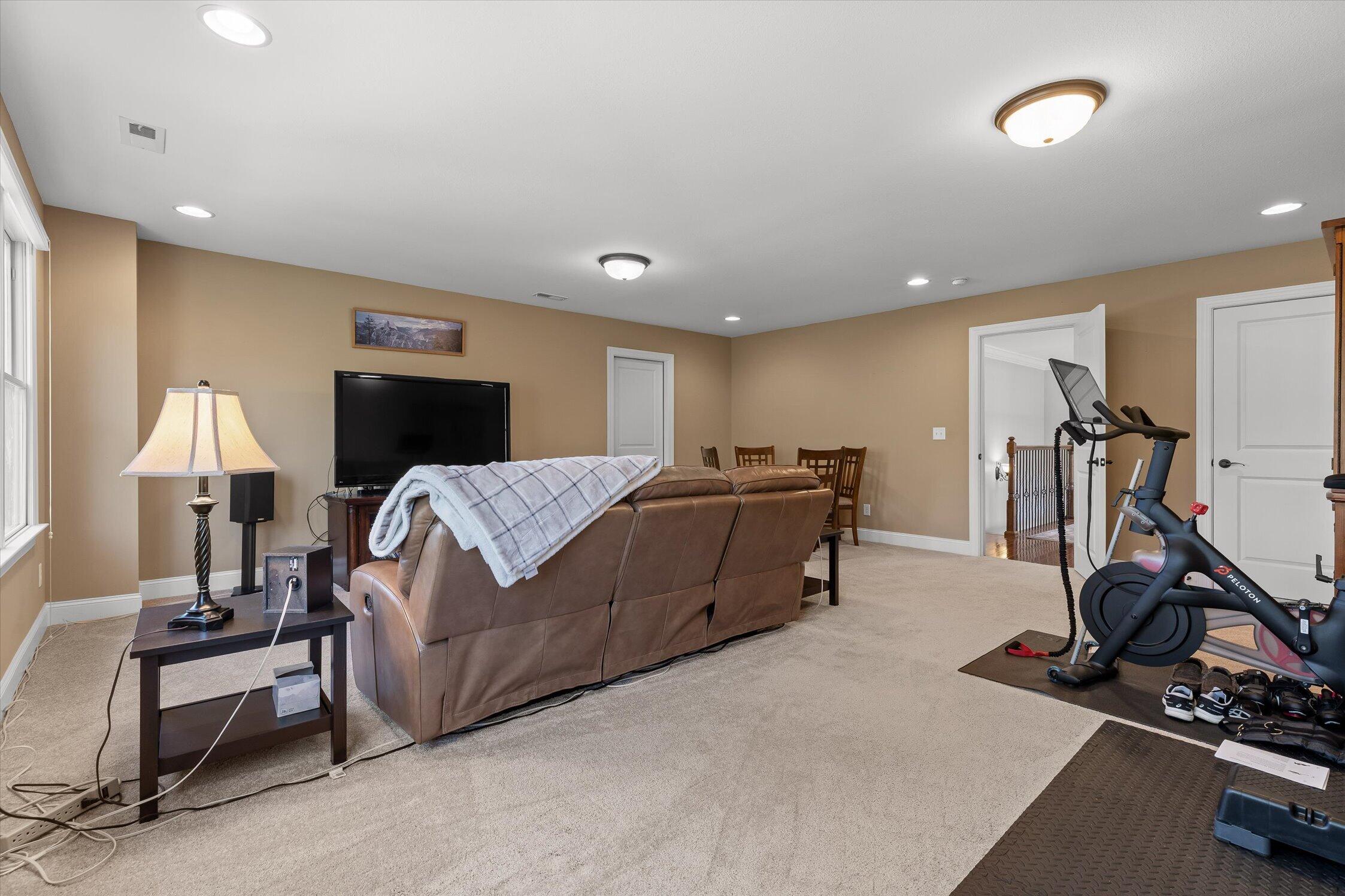 866 Deer Valley Drive