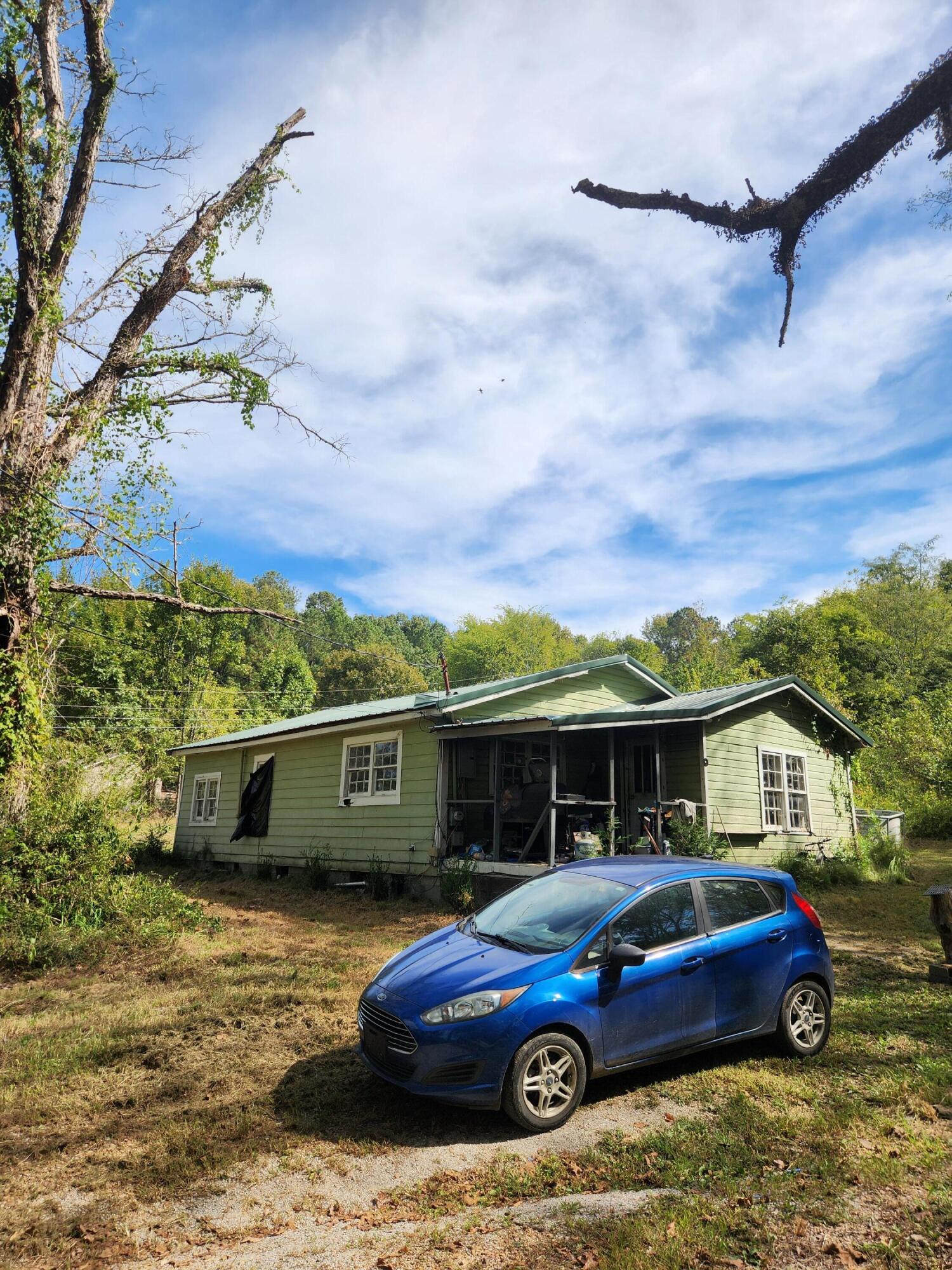814 Saddle Club Road