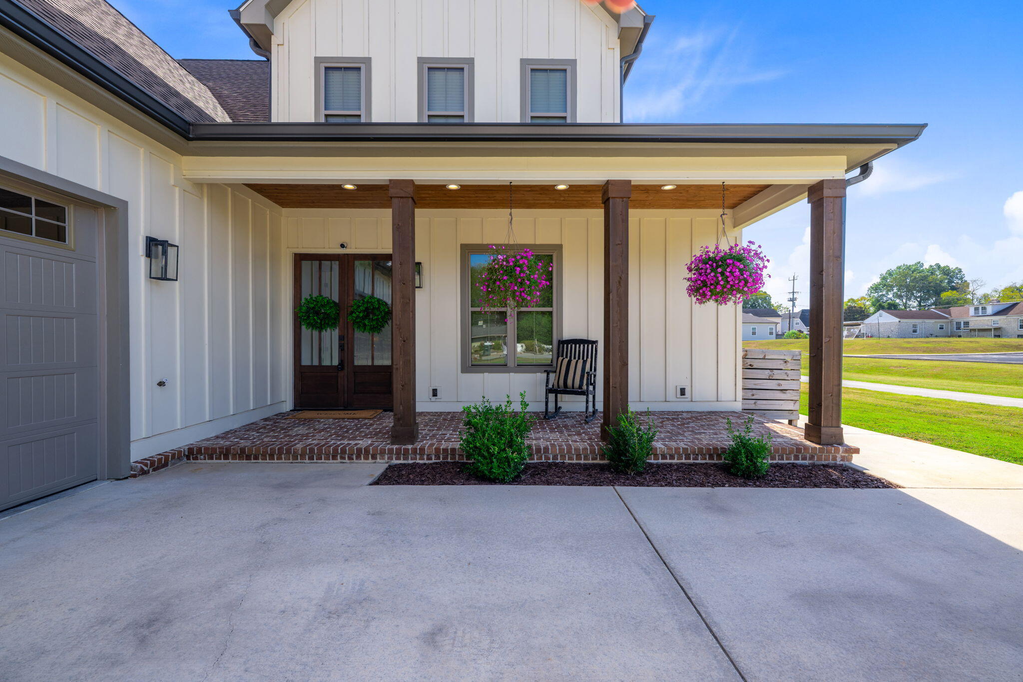 6822 Bacon Lane