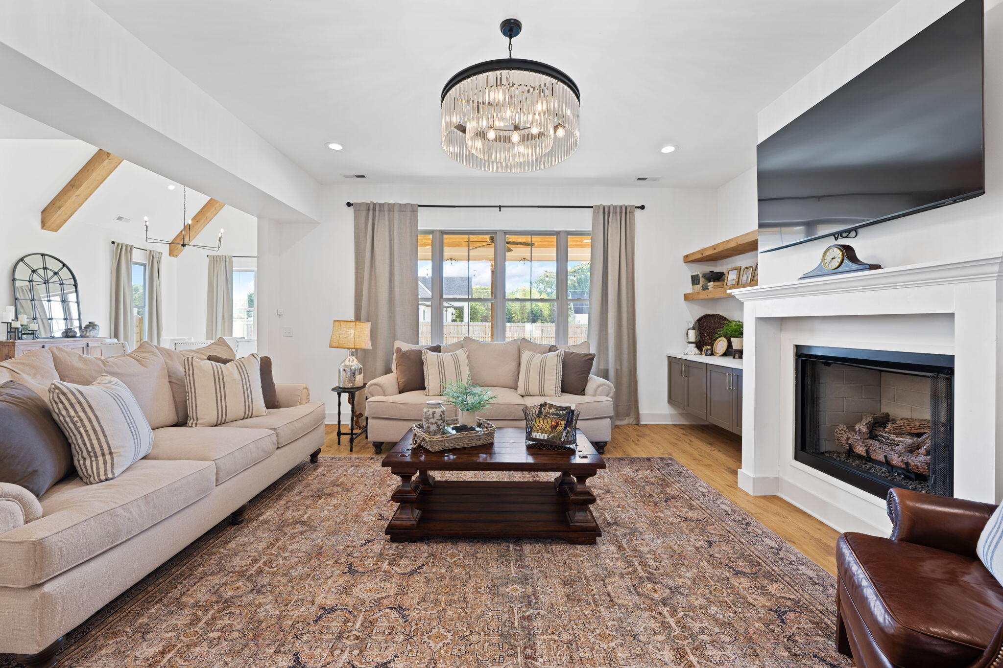 6822 Bacon Lane