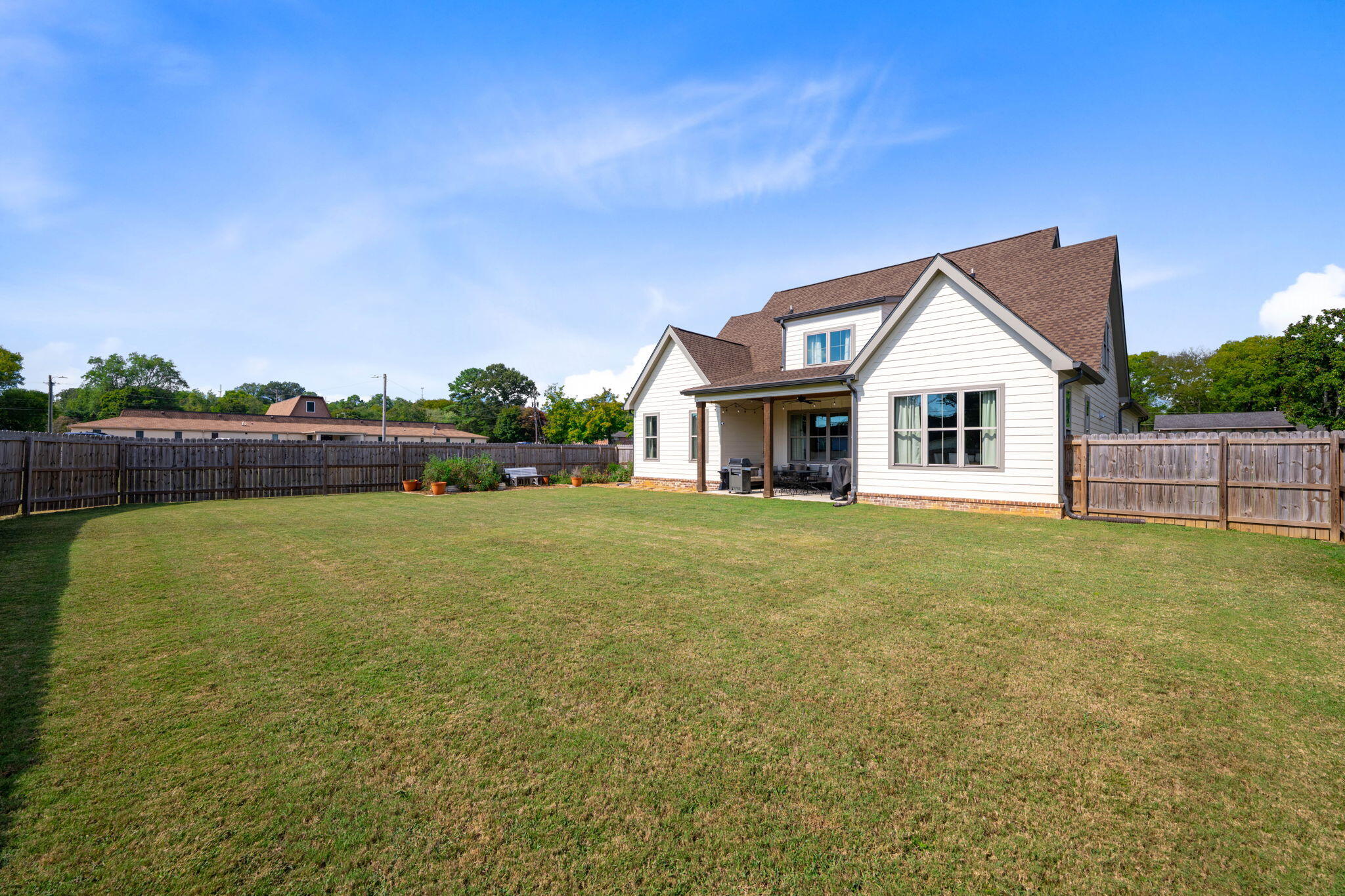 6822 Bacon Lane