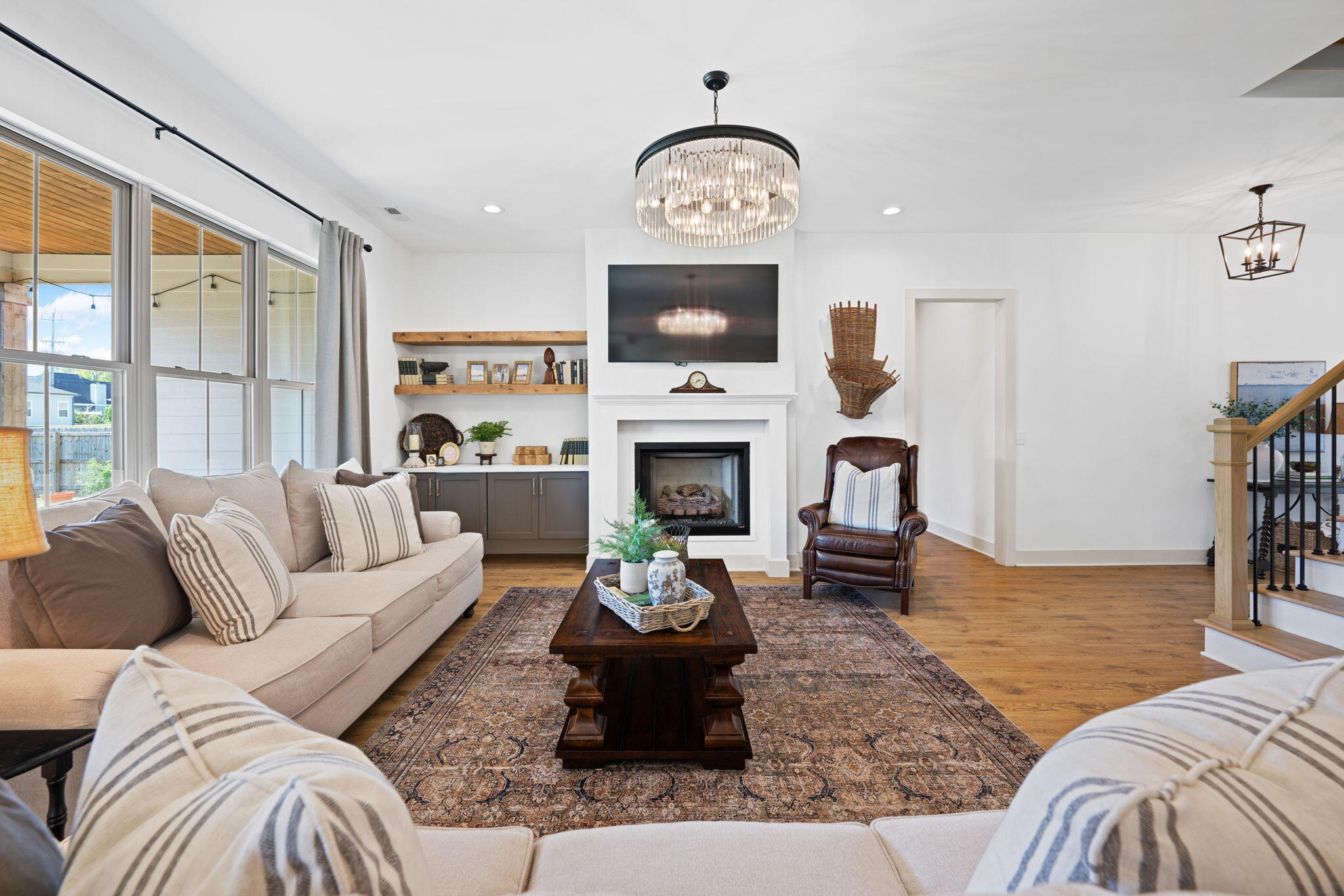6822 Bacon Lane