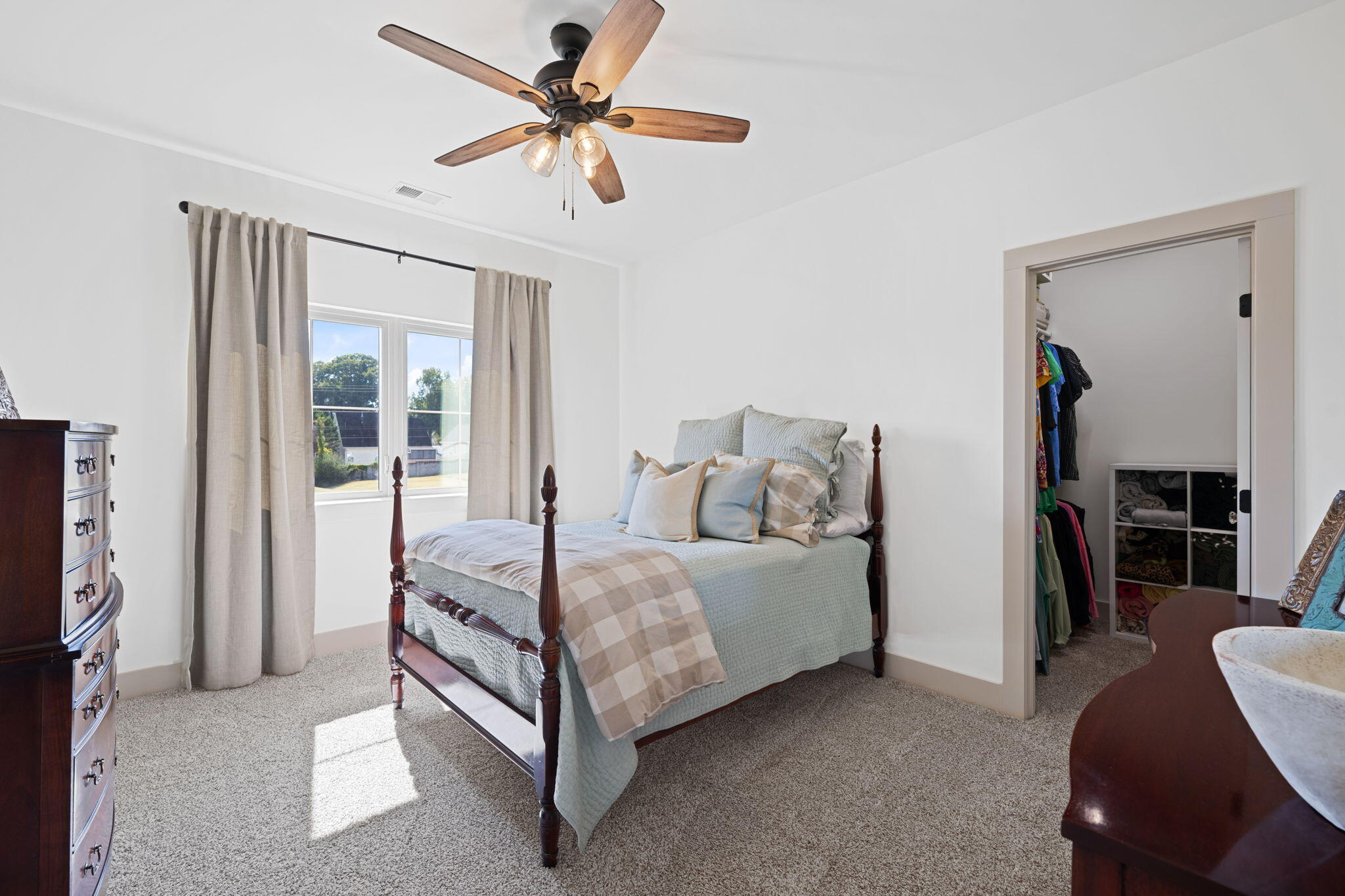 6822 Bacon Lane