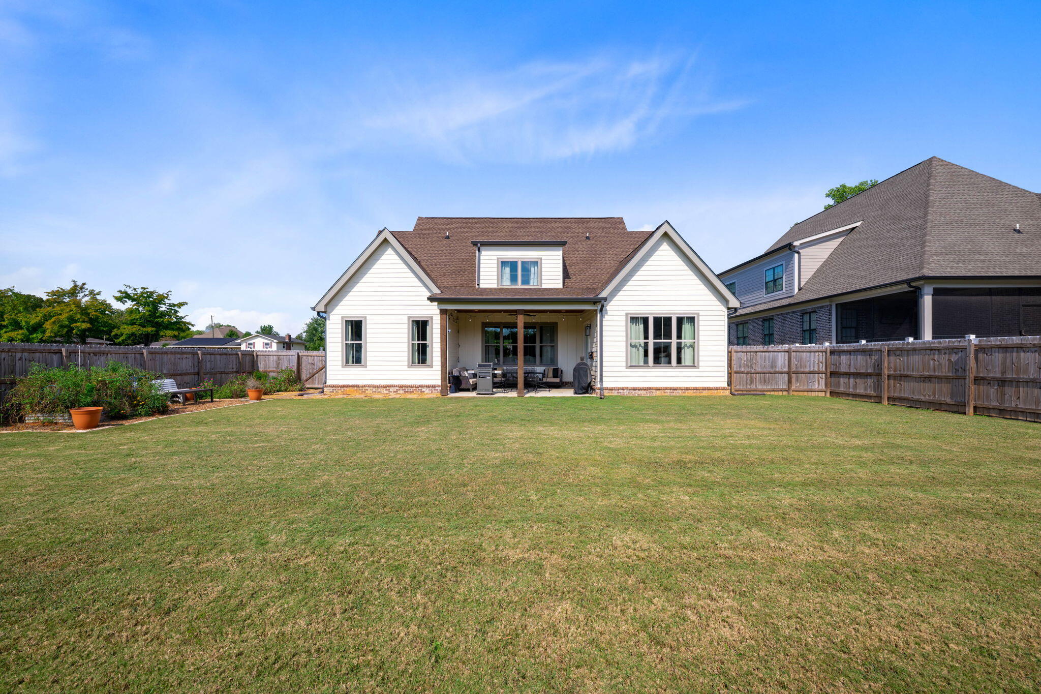6822 Bacon Lane