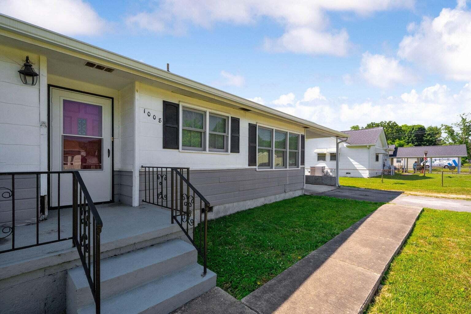1008 Hurst Street